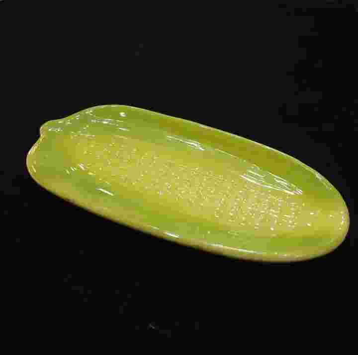 Piring Keramik Antik