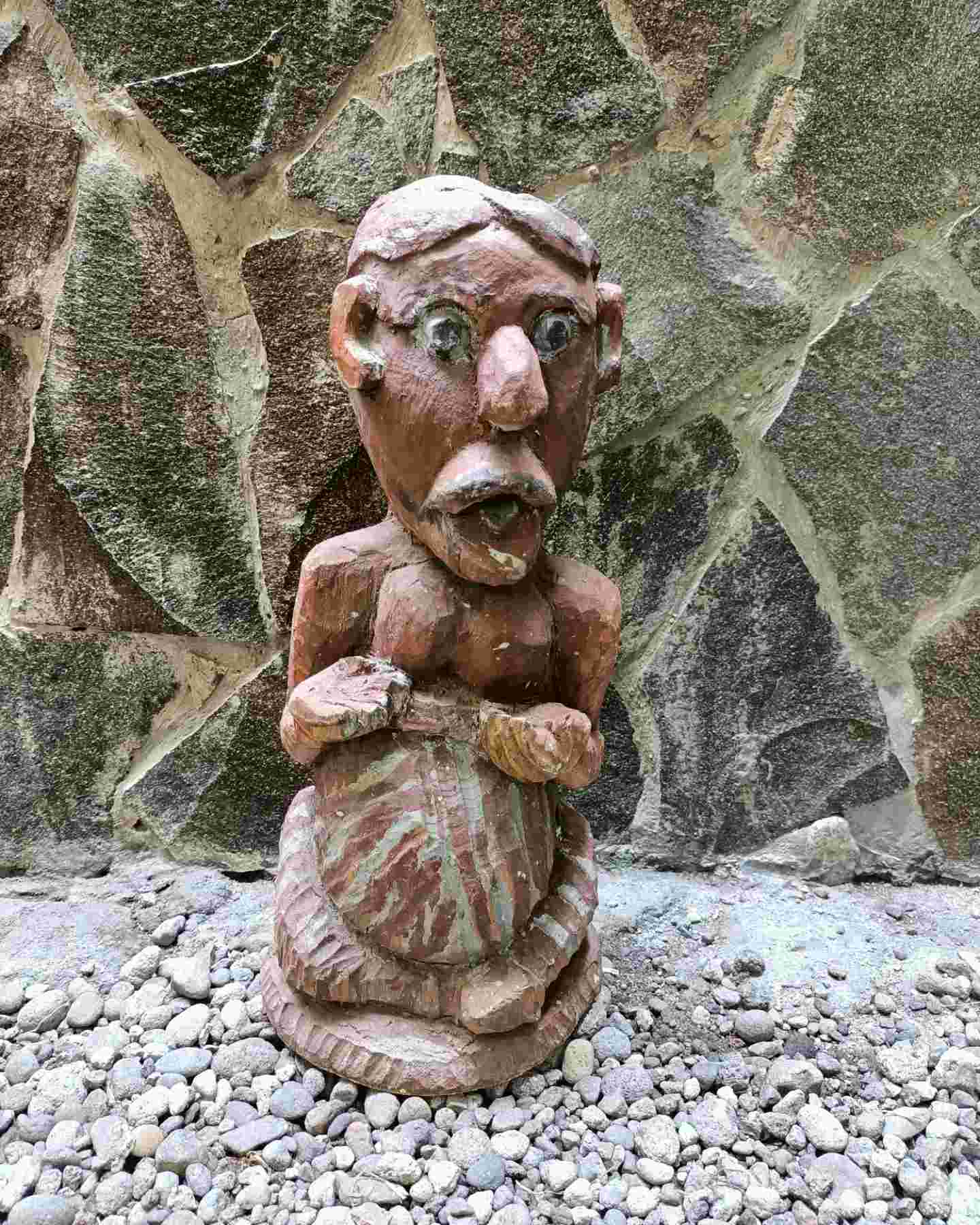 Patung Kayu Primitif