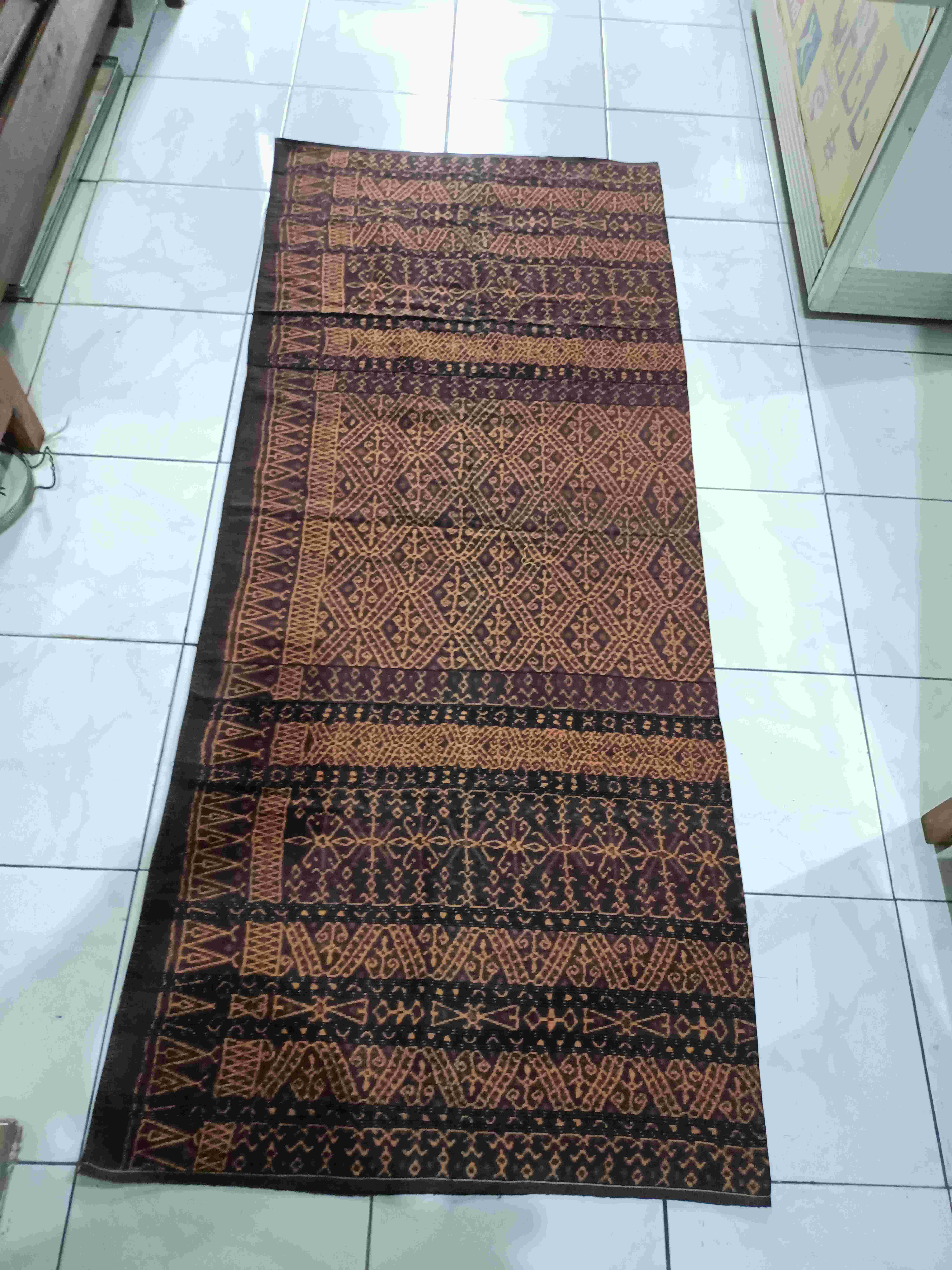 Sarong Flores ~ NTT -160 cm X 68 cm