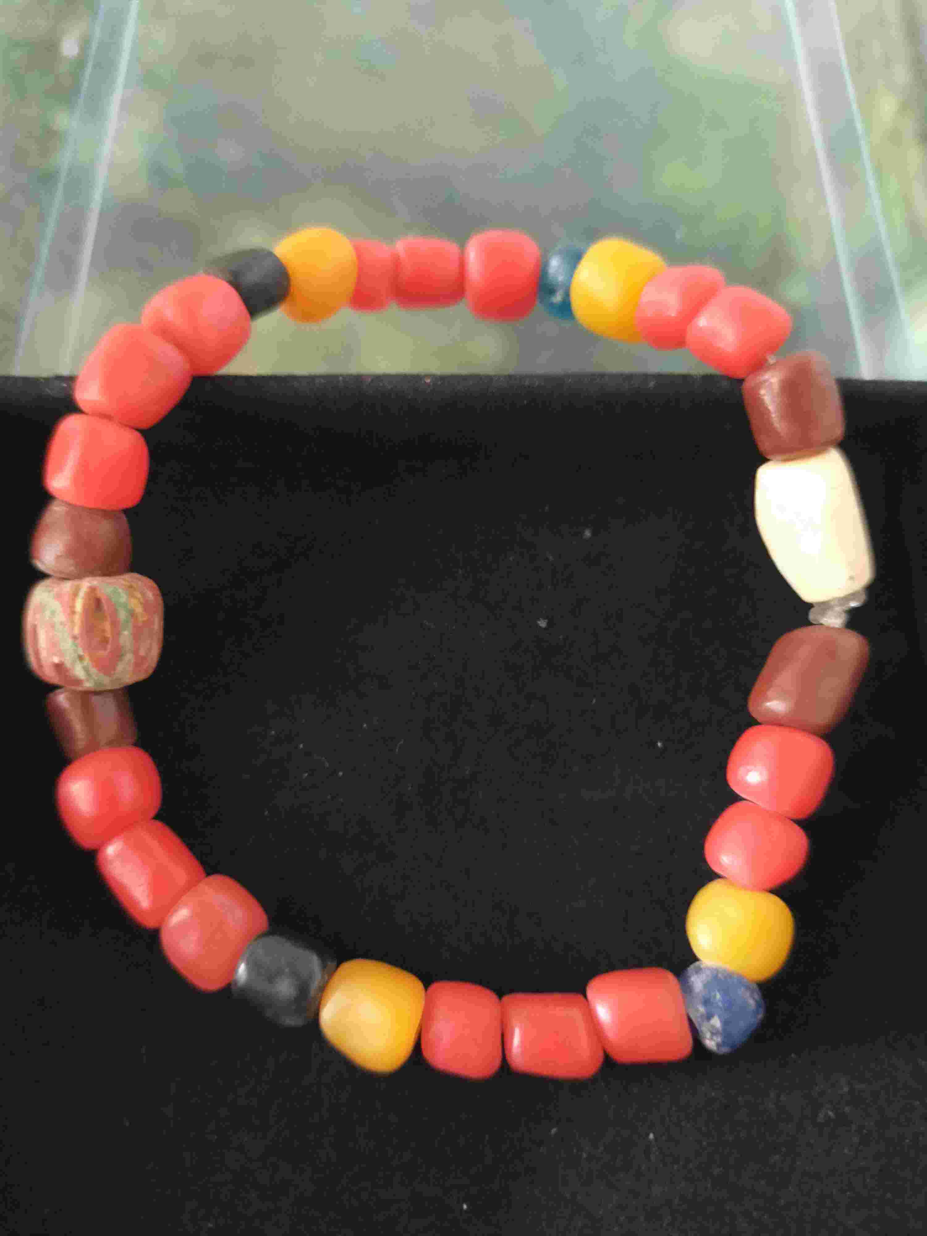 Manik-manik kuno temuan