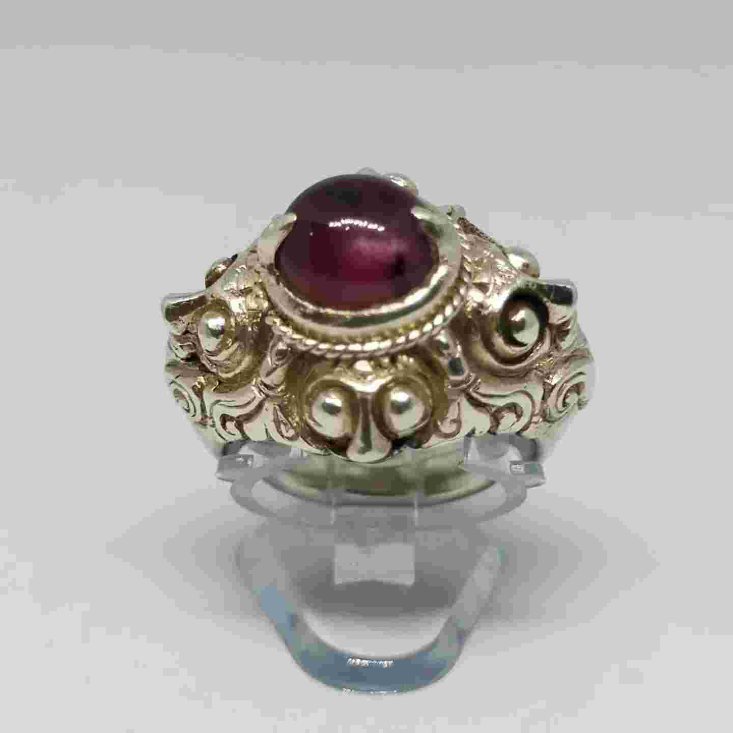 Cincin perak Ruby majapahit