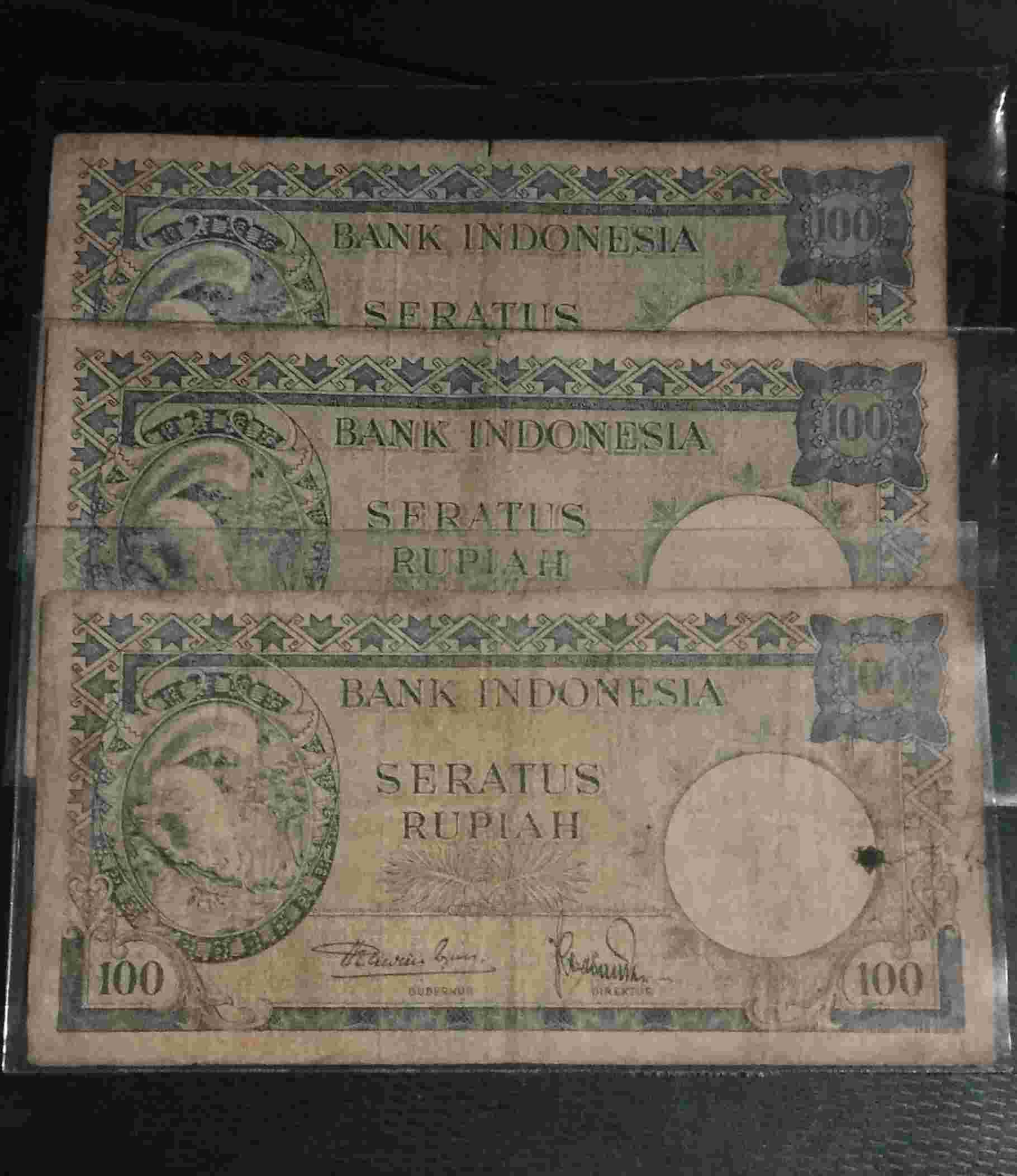 Uang kertas kuno 100 rupiah tupai