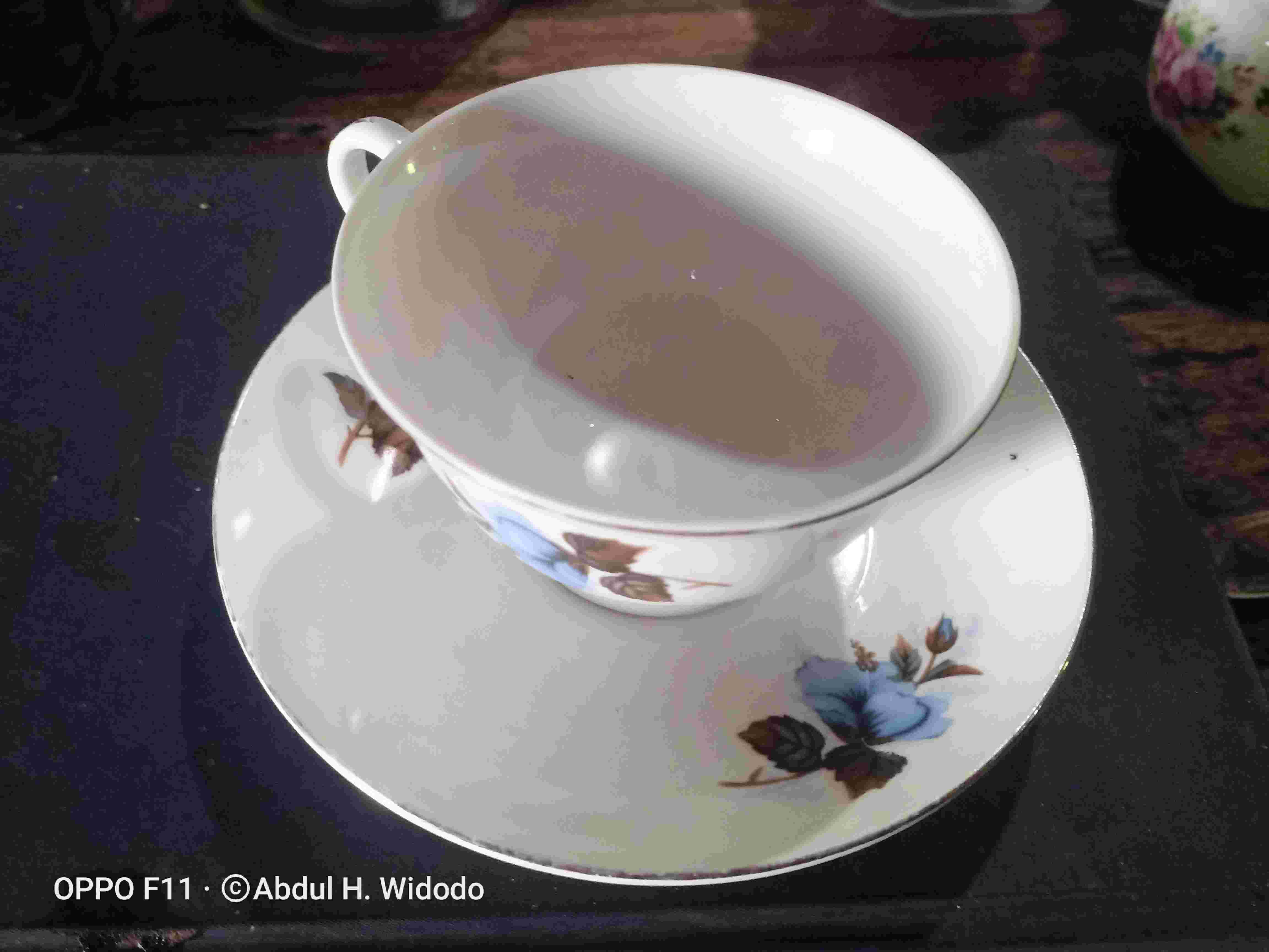 Cangkir Porcelain China Antik