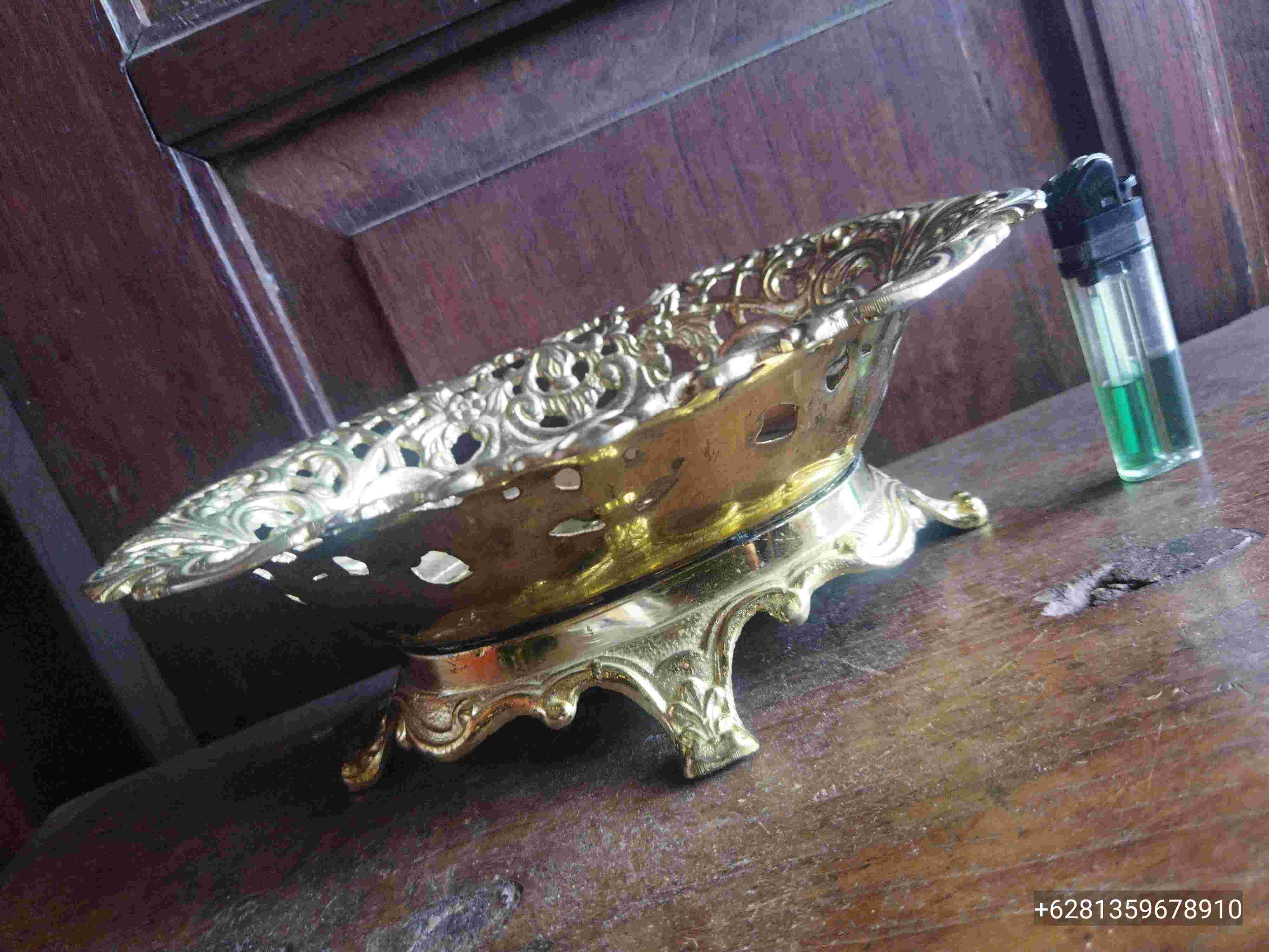 Tempat Permen Buah Kuningan