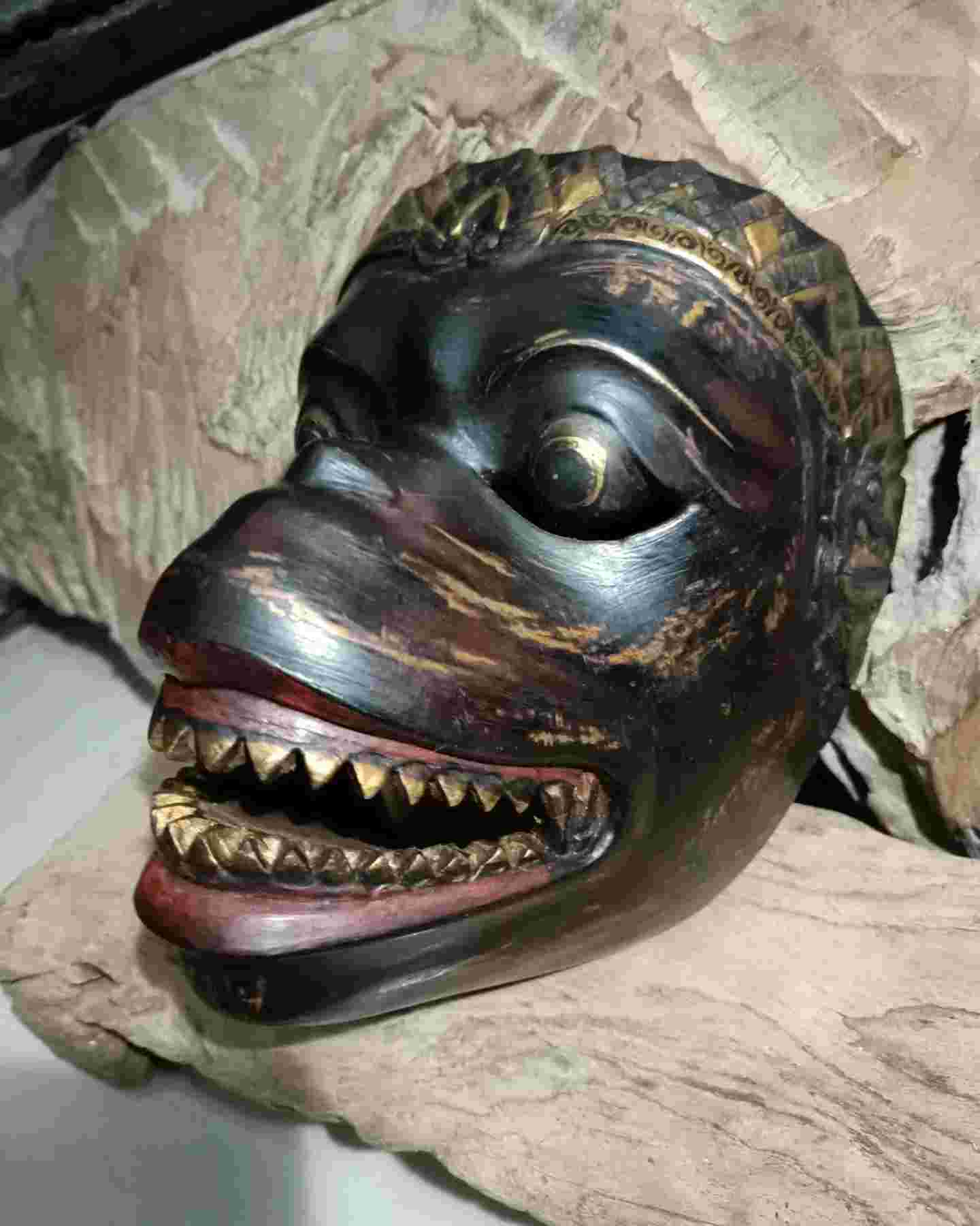 Topeng Hanoman Vintage