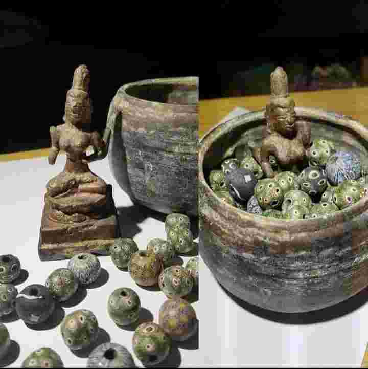 patung tembaga  zaman majapahit