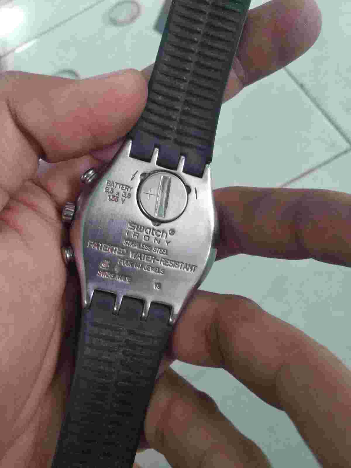 Jam tangan swatch chronometer