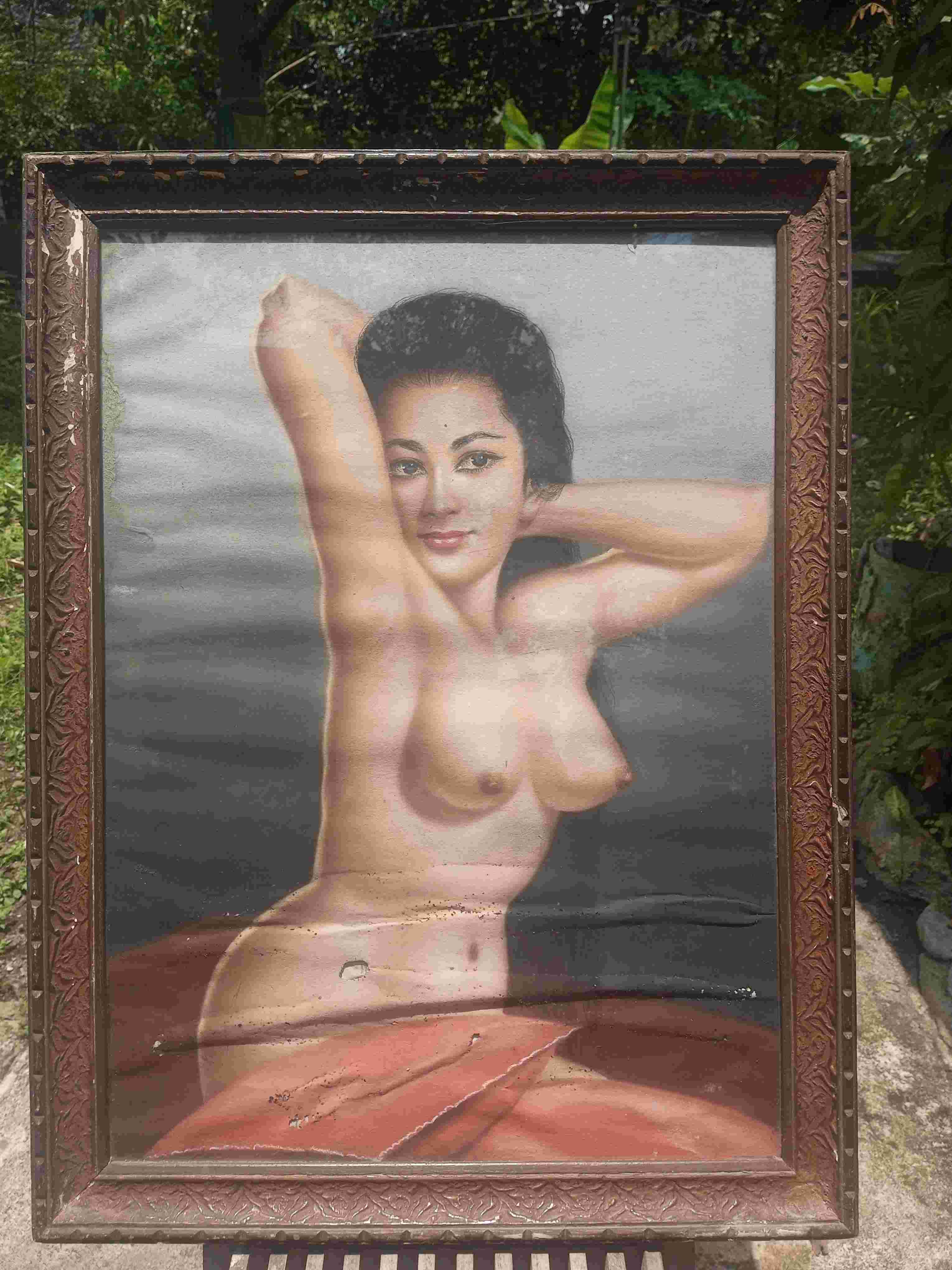 Lukisan Tua Antik Wanita Telanjang