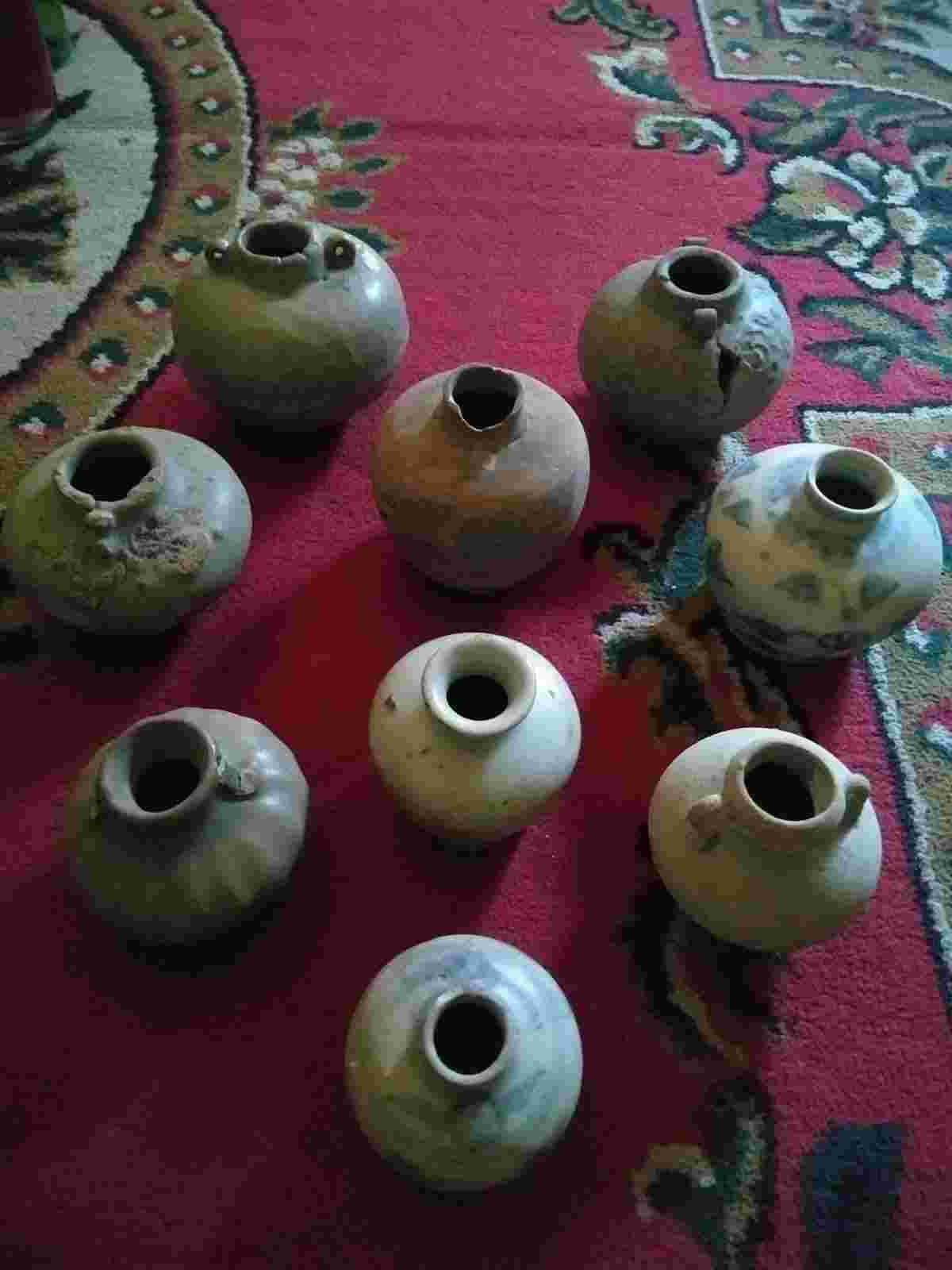 Buli-buli keramik antik