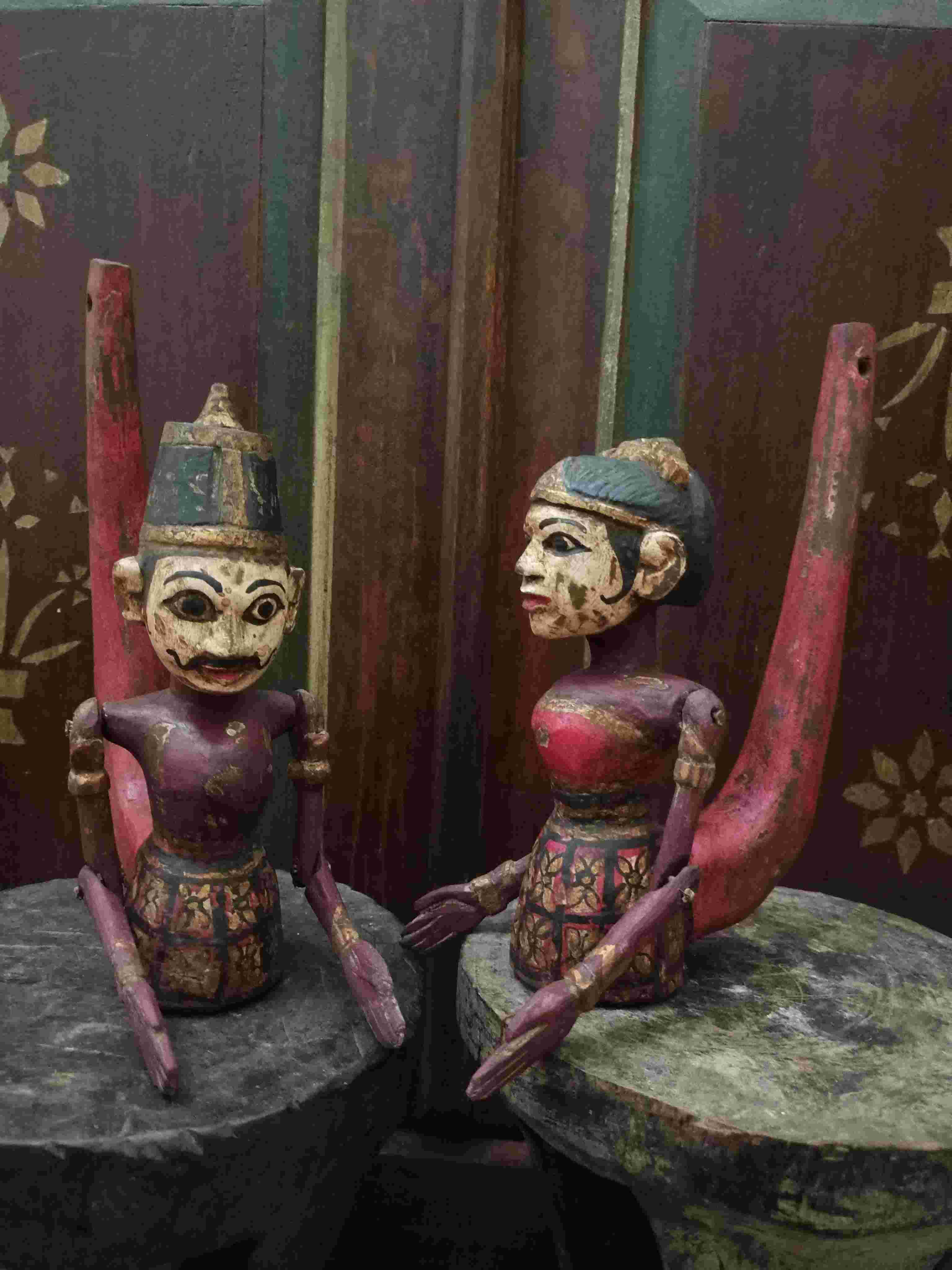 Gantungan Kelambu ~ Loroblonyo