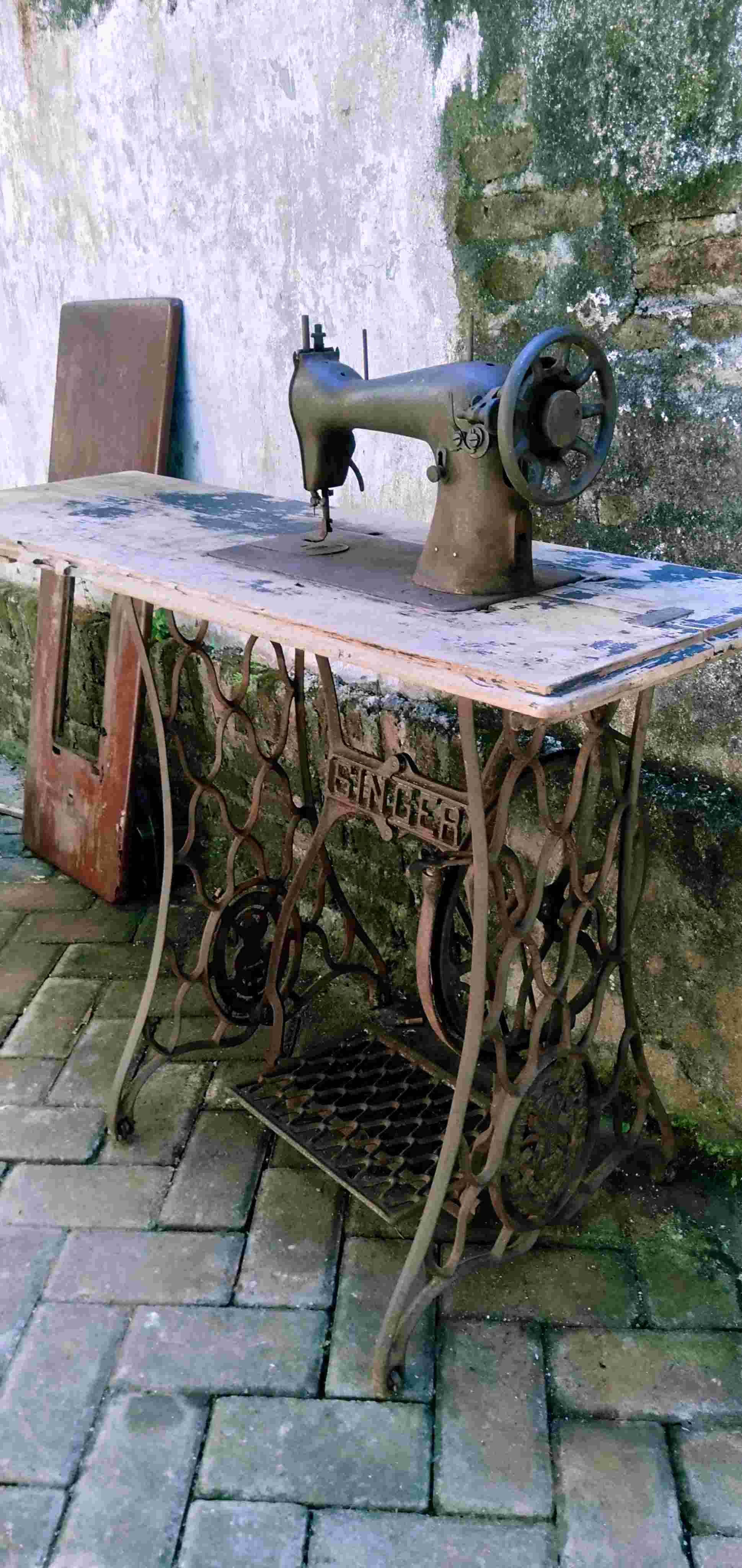 Mesin singer laba laba