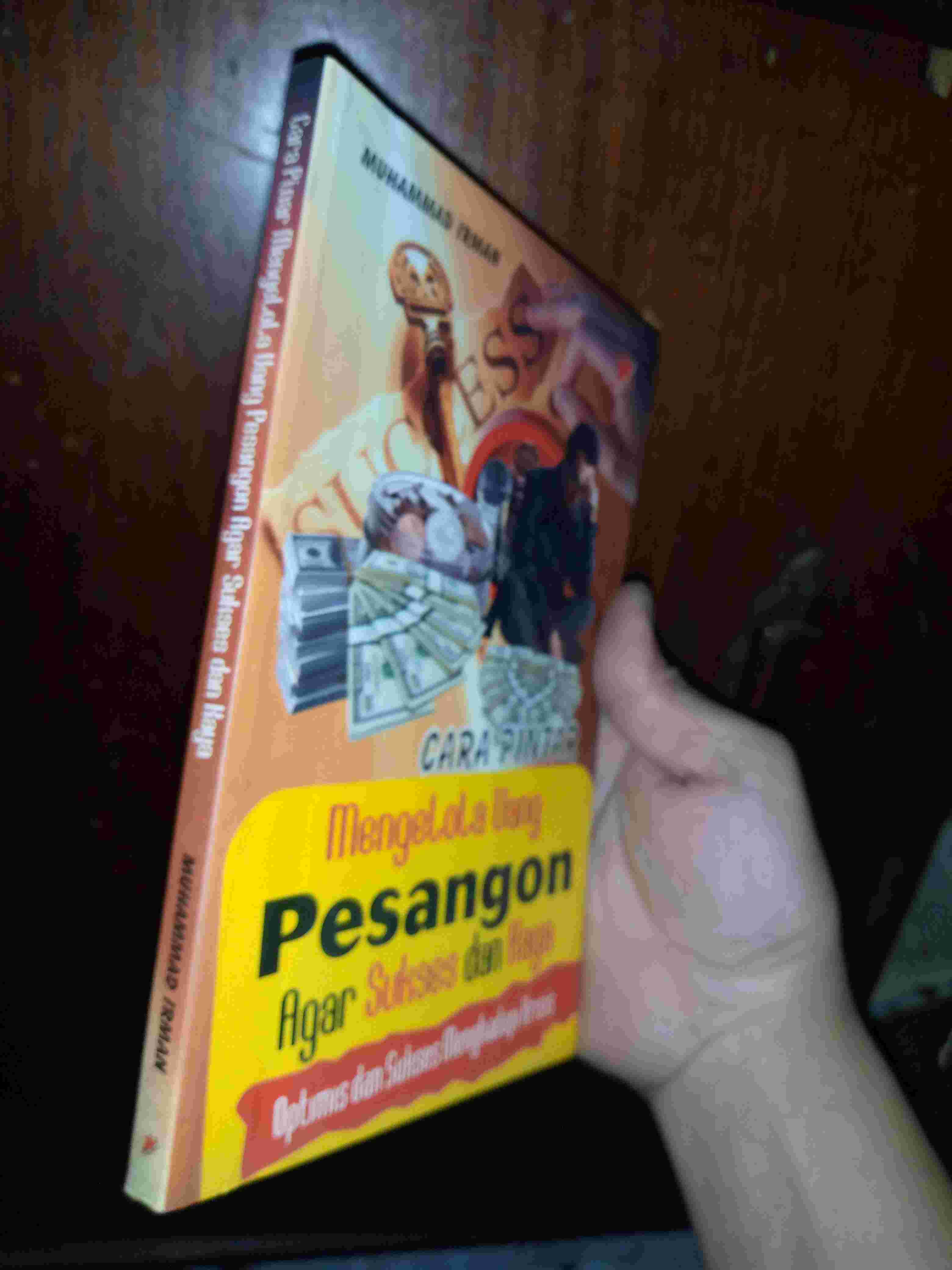 Buku Cara Pintar Mengelola Uang Pesangon Agar Sukses dan Kaya Oleh Muhammad Irman - Penerbit DIVA Press Cetakan Pertama - 2009