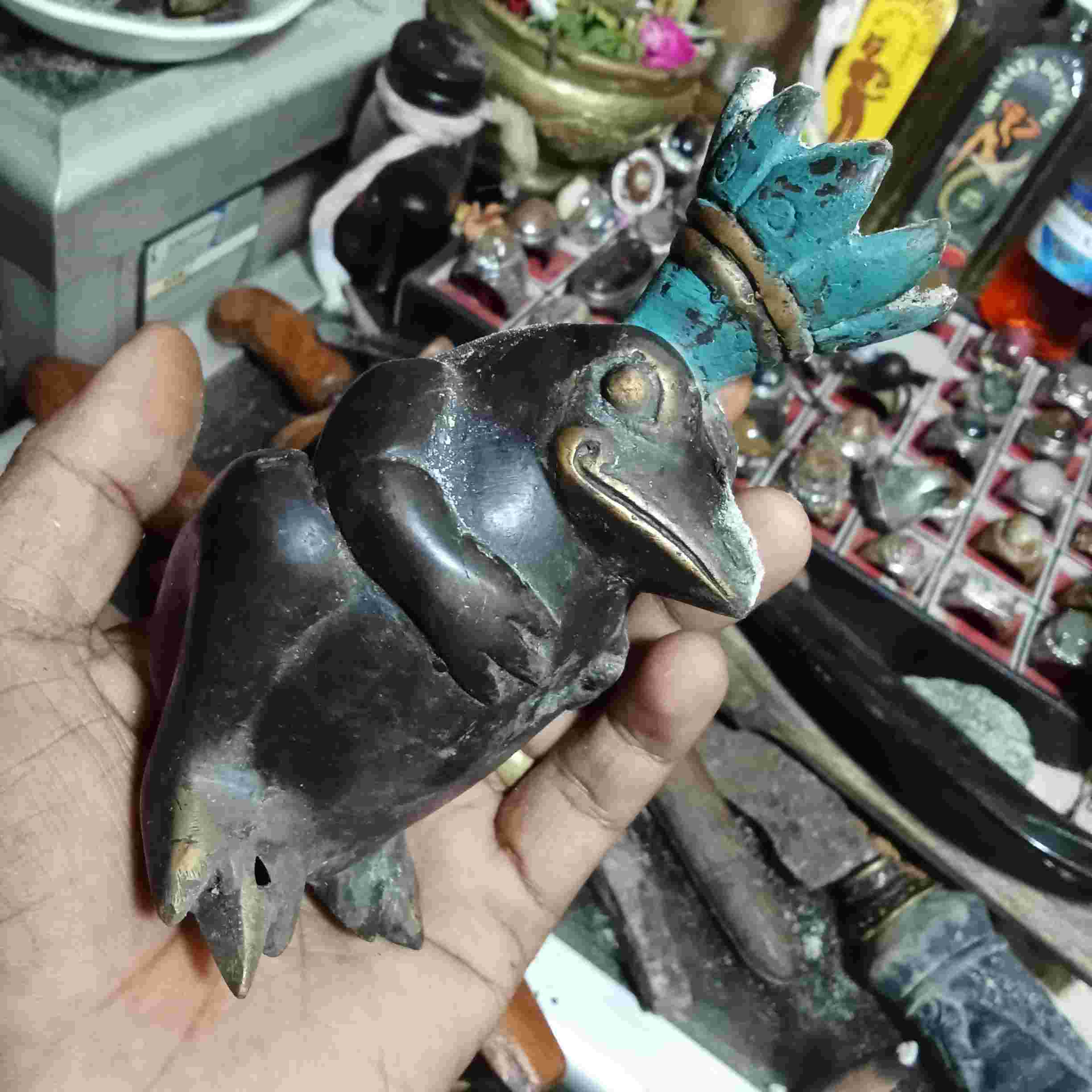 Tempat Dupa Tumpeng Lawasan Model Patung Katak Keberuntungan Est. Perunggu