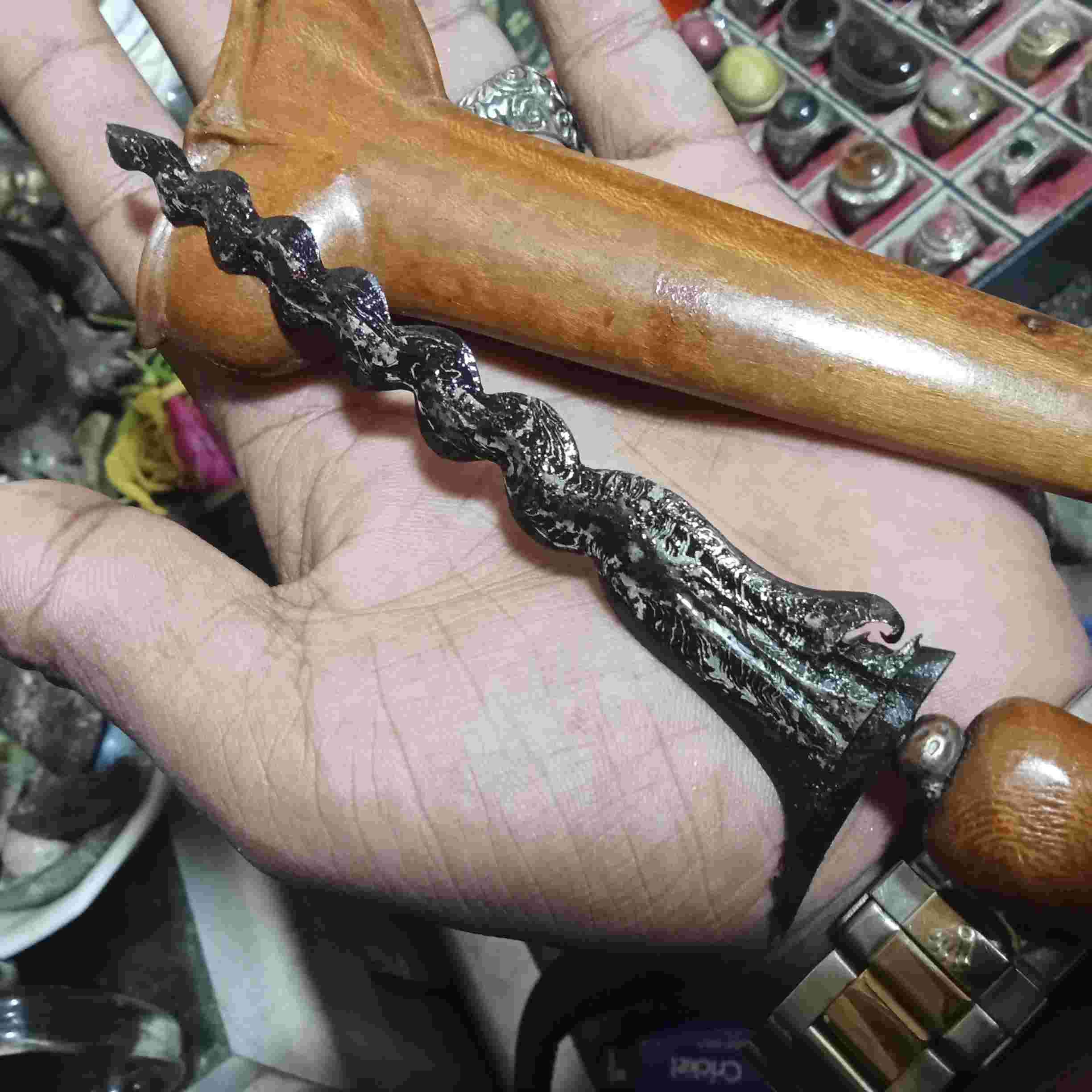 Keris Luk 15 Langka Kolowijan Pamor Tangkis