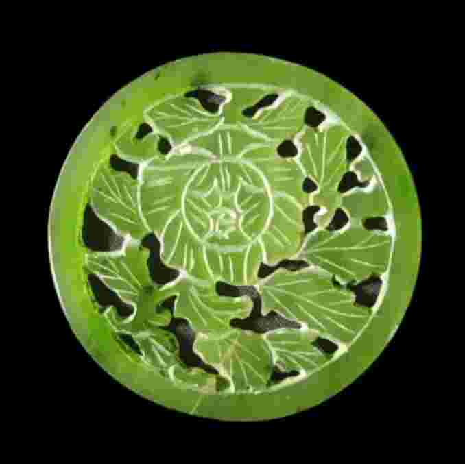 Antik Old Chinese Pendant Natural Green Nephrite Carved Giok Cina Kuno