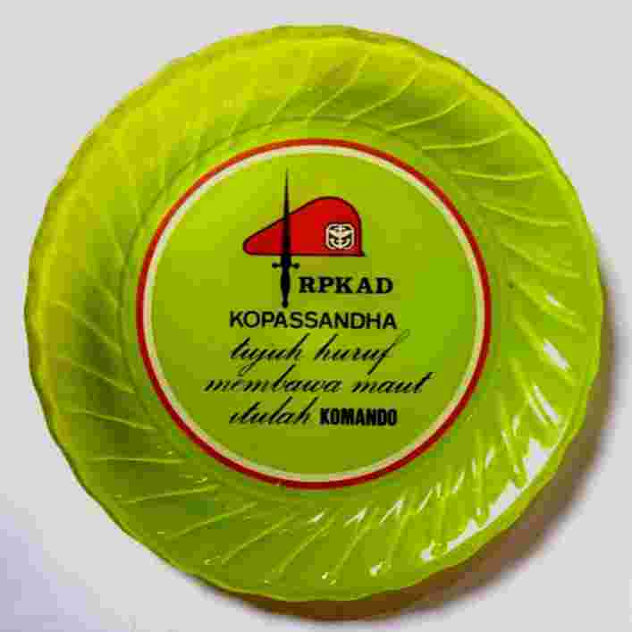 Piring Kaca Lama RPKAD KOPASSANDHA Original Antik