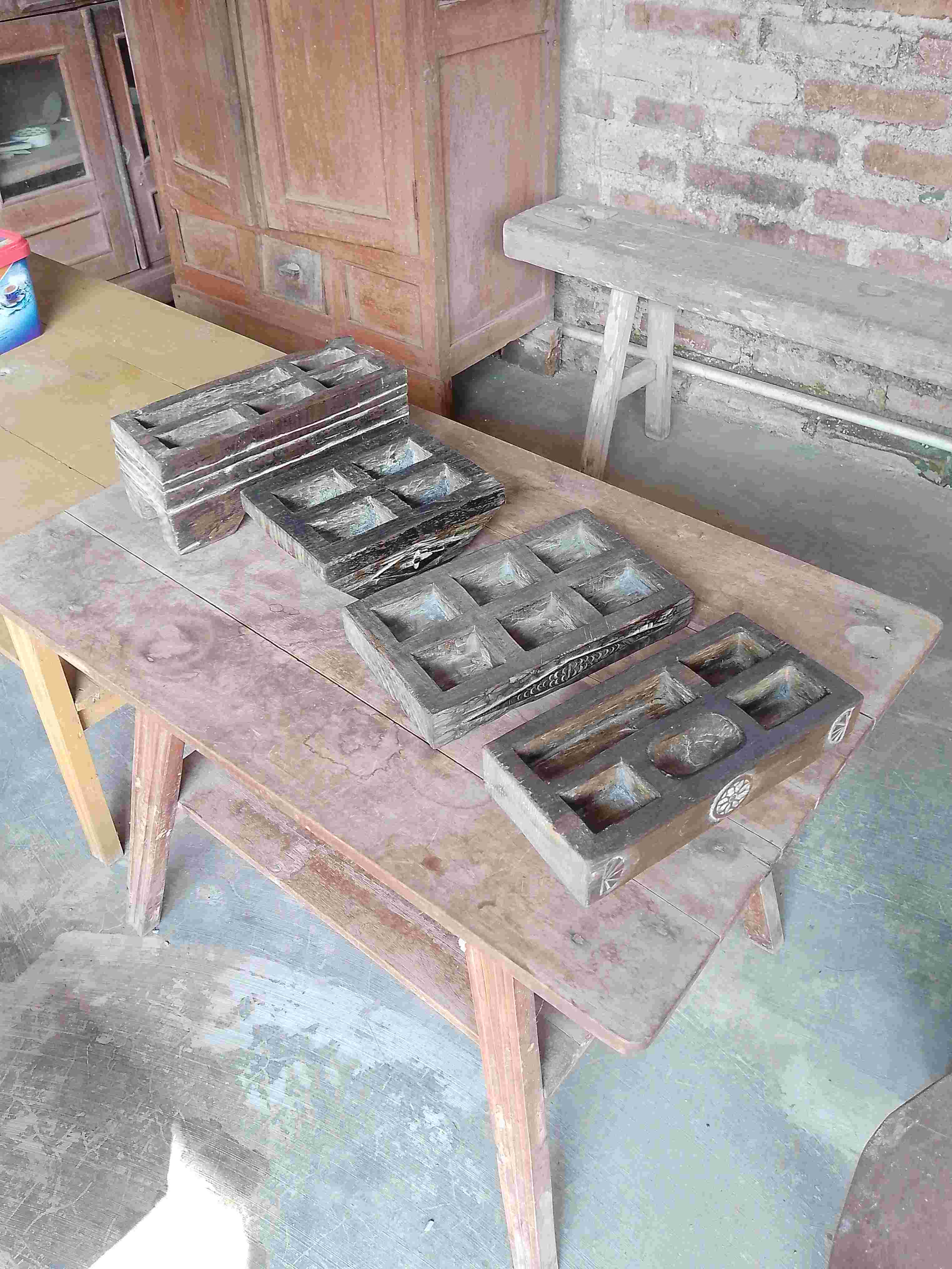 Kinangan motif kayu jati