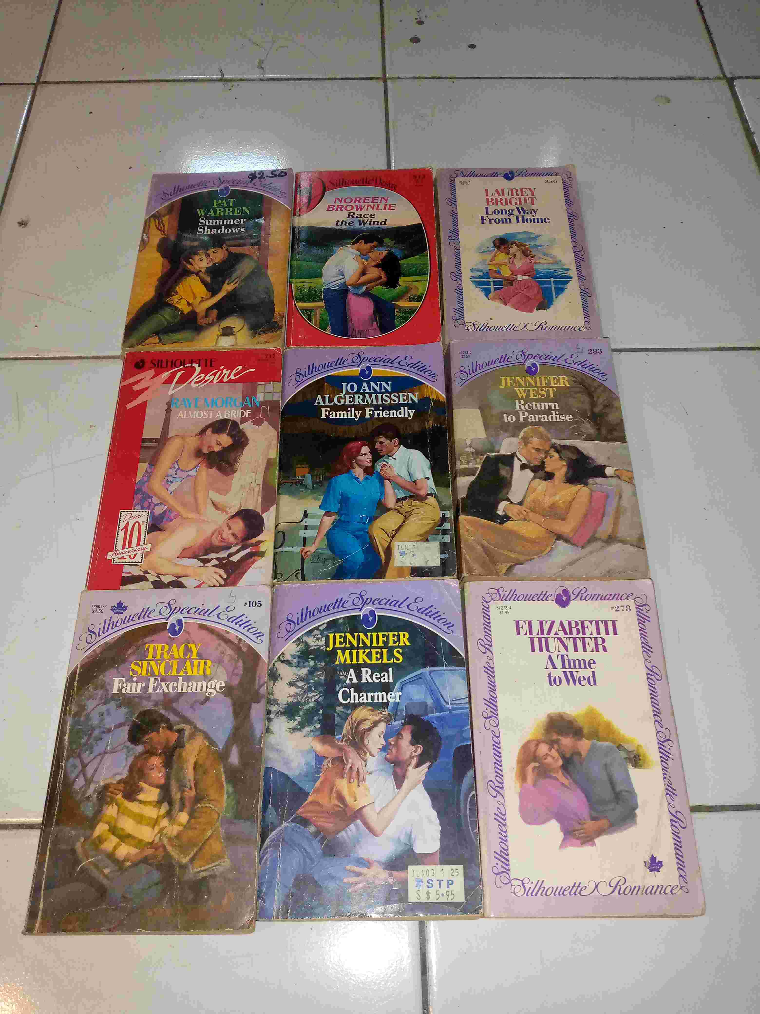 Koleksi 9 Novel SILLHOUETTE DIJUAL BORONGANBeda beda PengarangStart terbit tahun 1983 - 1992Terbitan U S A & Australia