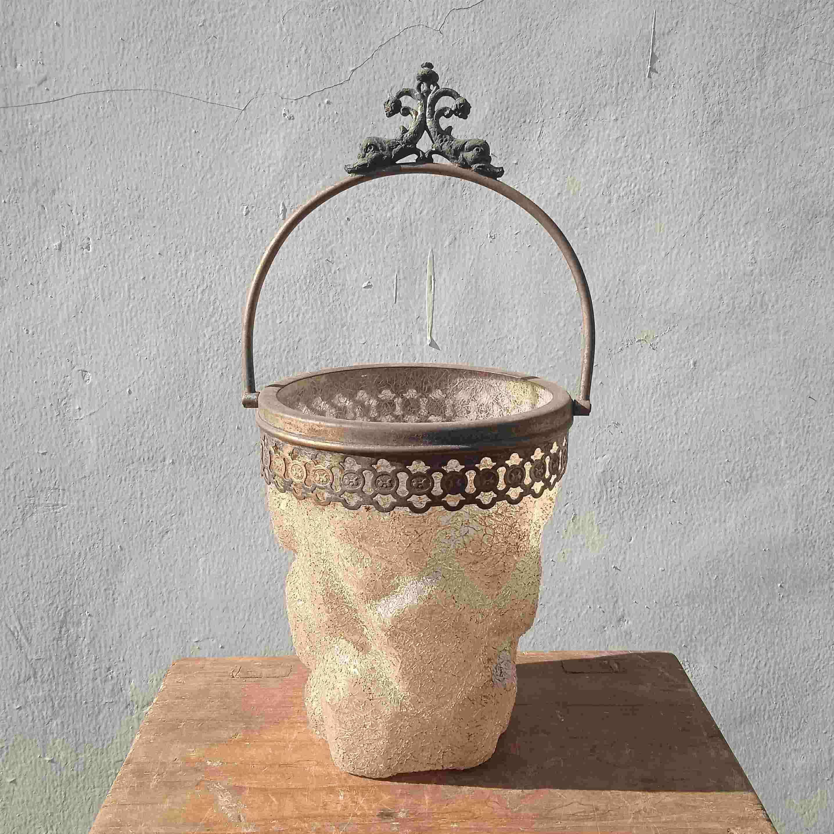 Barang Antik Ice Bucket Tempat Es Eropa Kristal Sabun Handel Ikan Tua