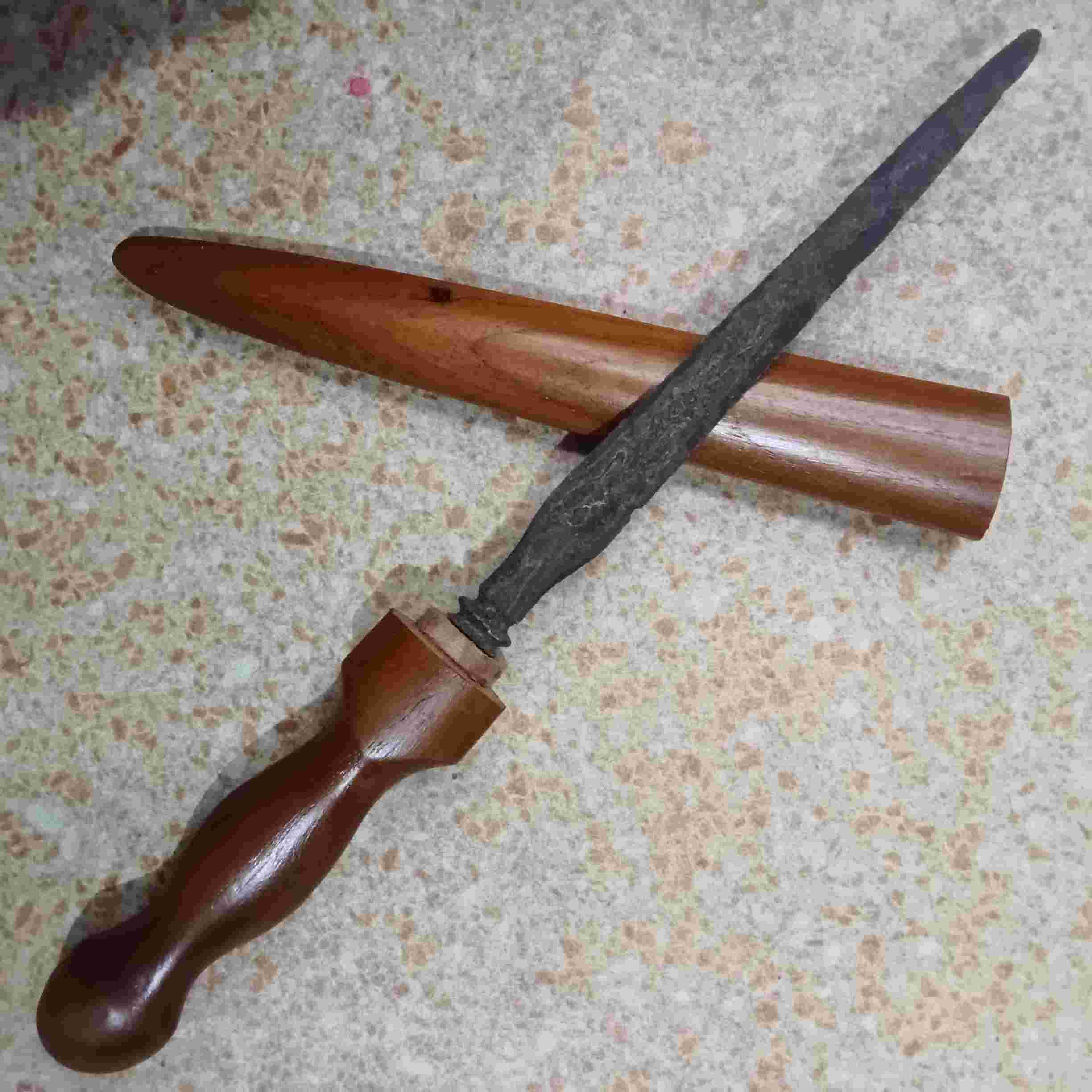 To Mbak Ron Pring Pamor Wos Wutah Komplit Sandangan Angsar Kerejekian 