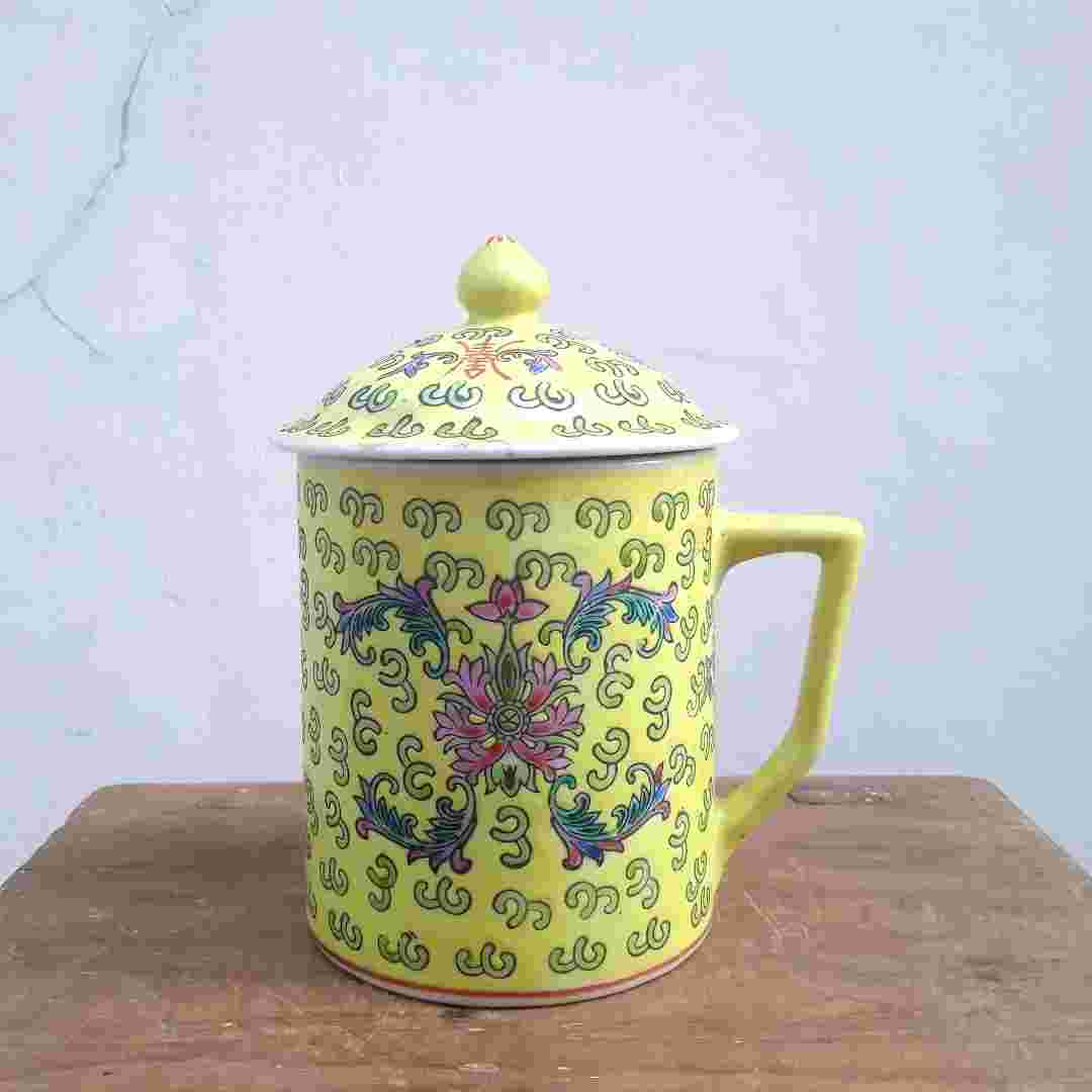 Antik Cangkir + Tutup Famille Rose Porselen Cina Utuh Jadul