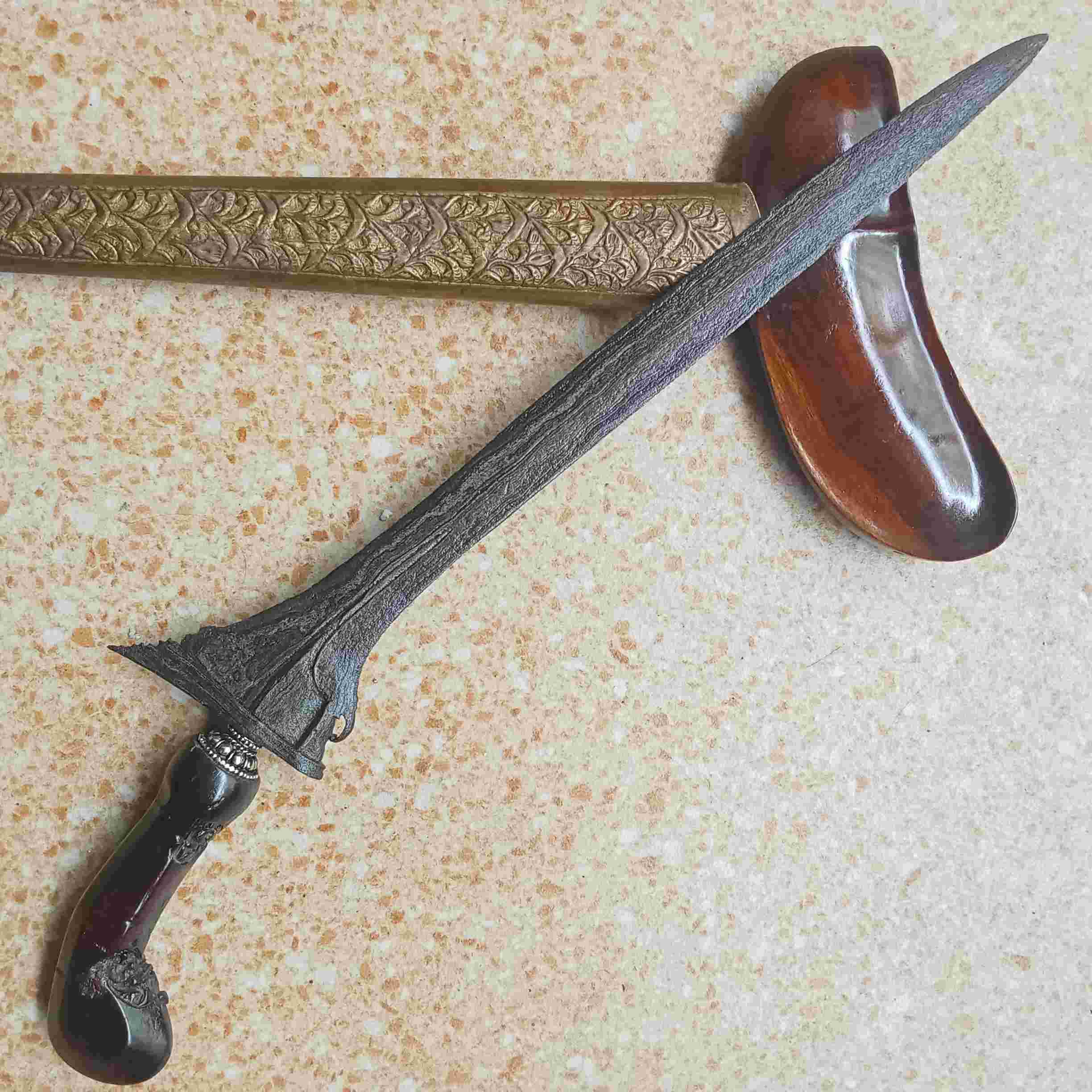 Keris Dhapur Sinom Langka Layak Koleksi Jaminan Sepuh 