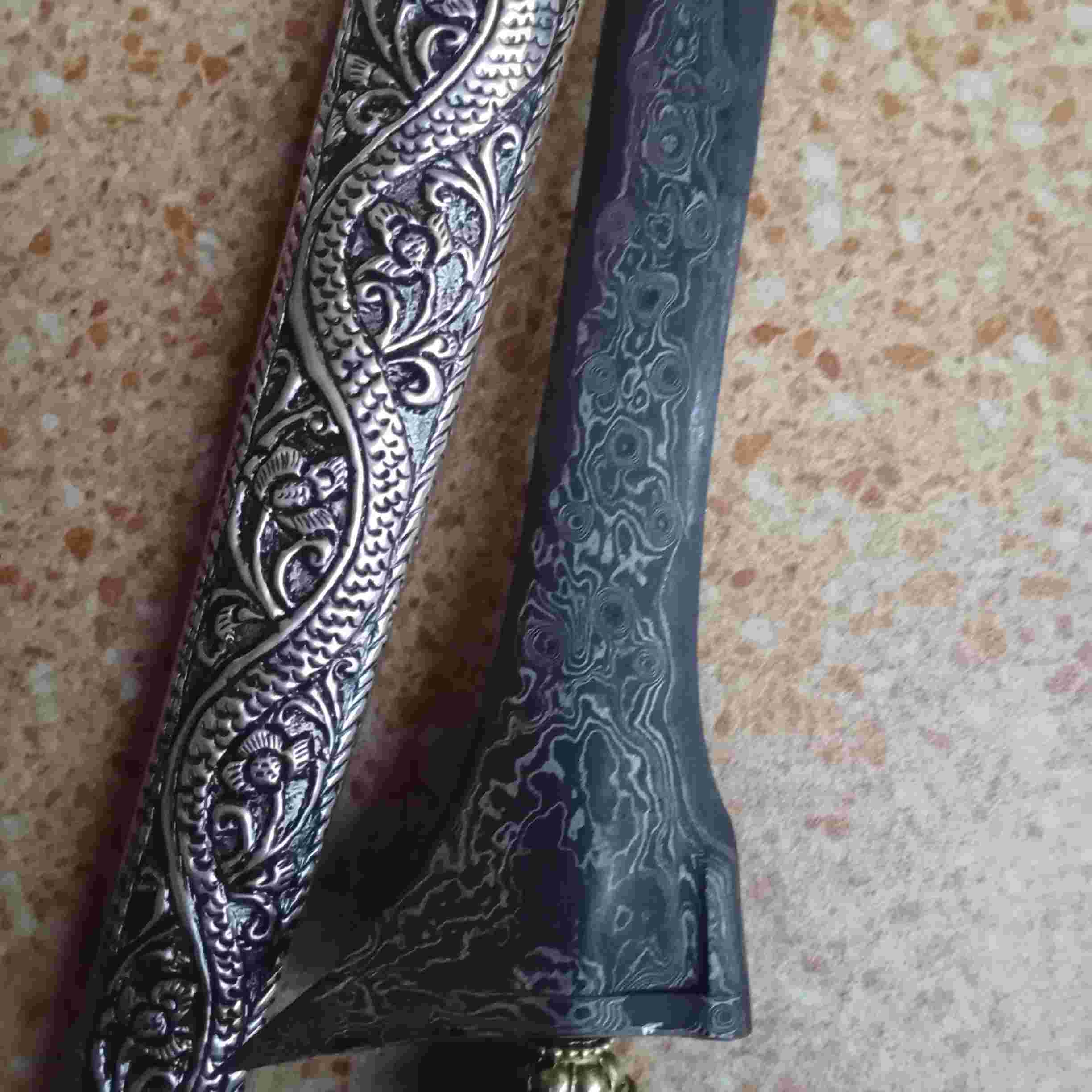 Ke ris Brojol Pamor Udan Mas Angsar Kerejekian 