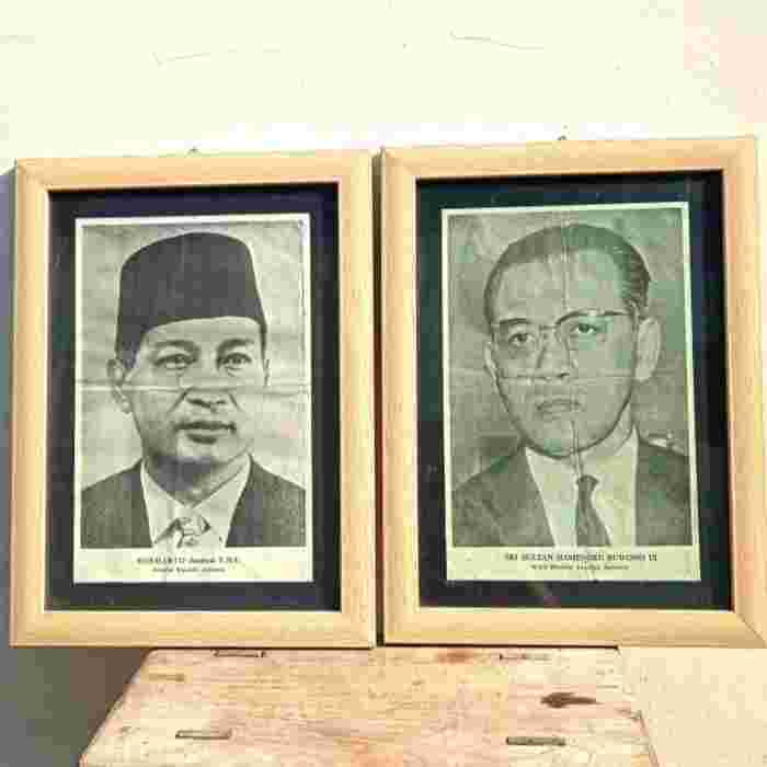 Antik Poster Original Pres. Soeharto & Wapres Sultan HB XI Jadul