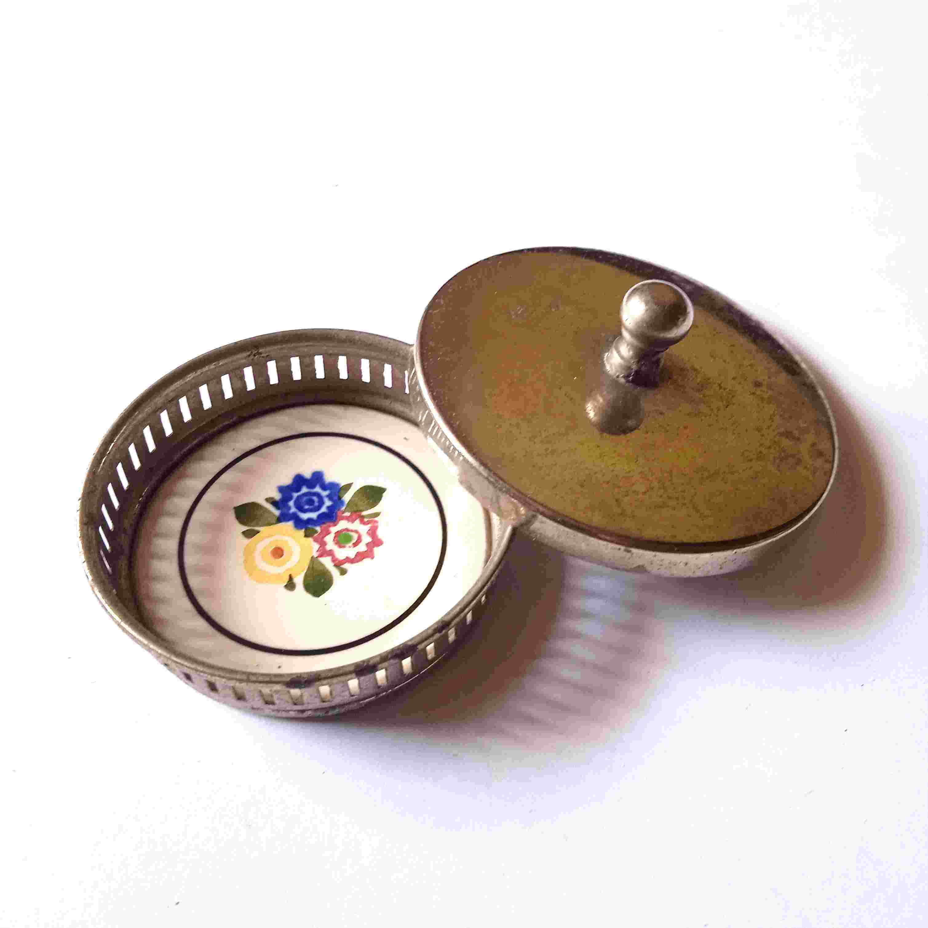 Barang Jadul Tatakan Gelas Ketamik dan Tutup Gelas Lama Dm.5,5cm Utuh