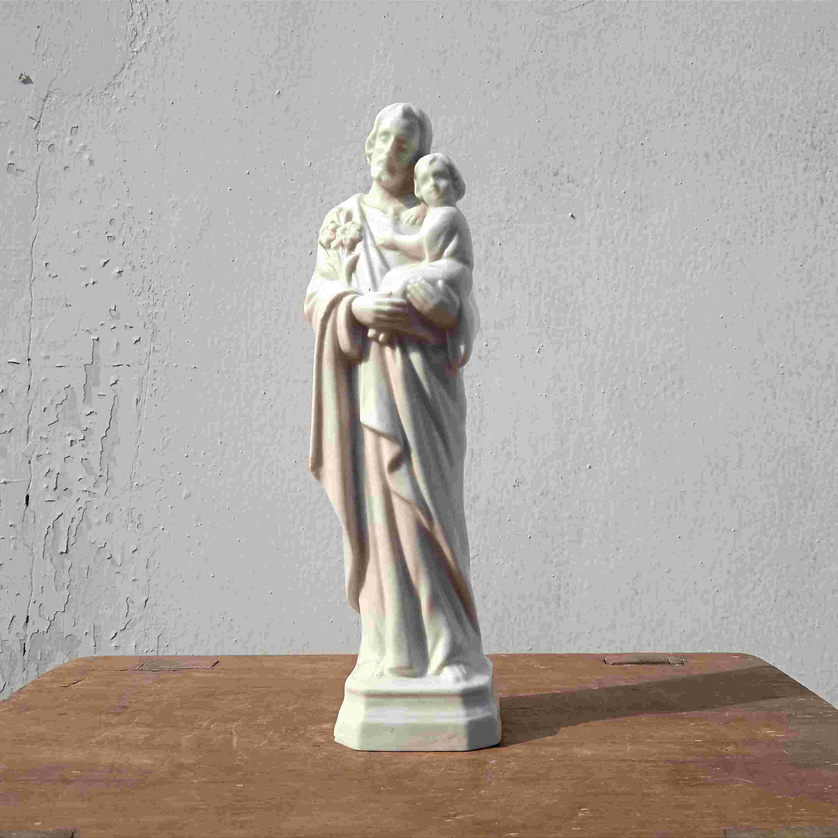 Patung Antik Porselen Saint Joseph Warna Putih T.17,5cm Tua