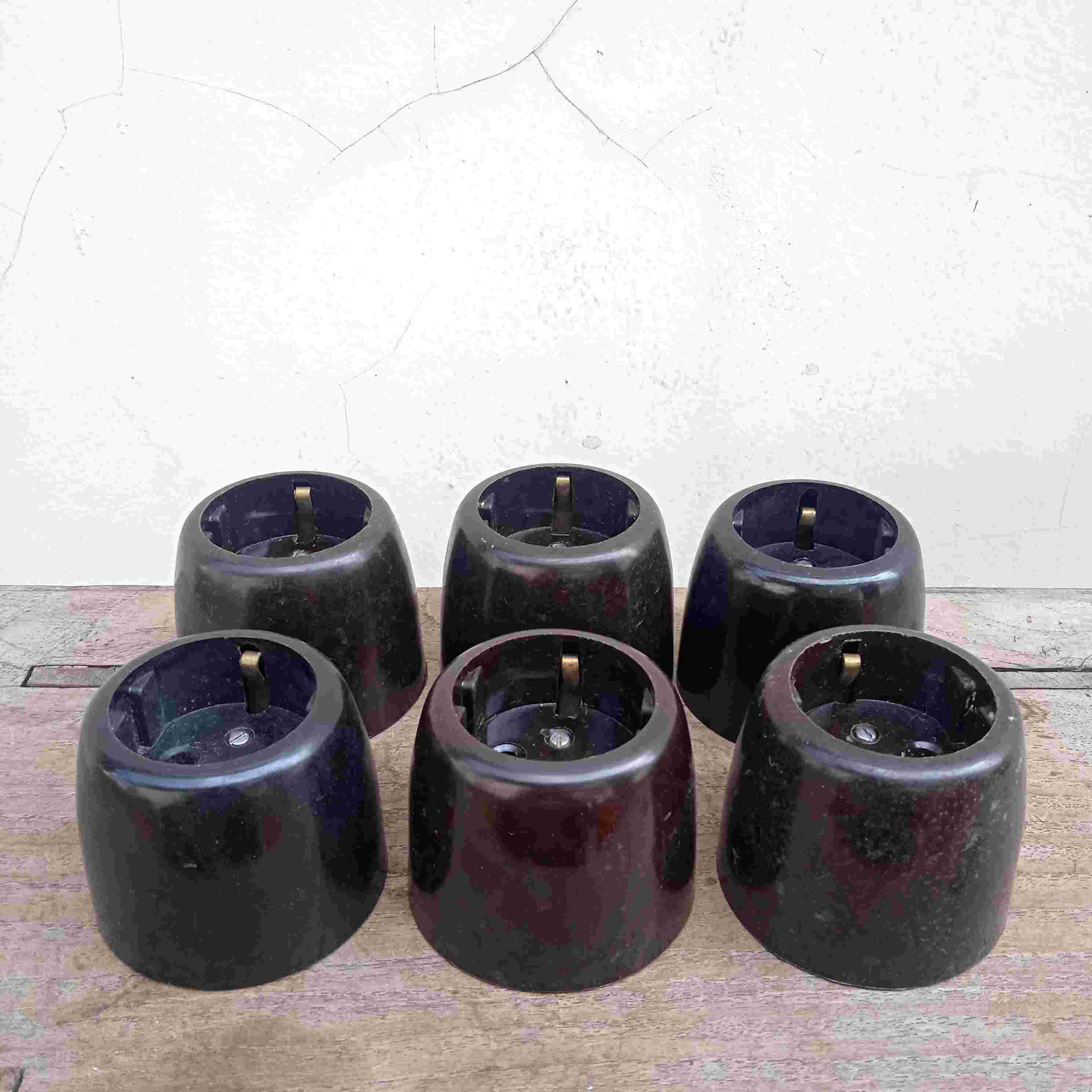 Antik Stop Kontak Eropa Lama Model Tinggi Bikelite + Keramik NOS Tua