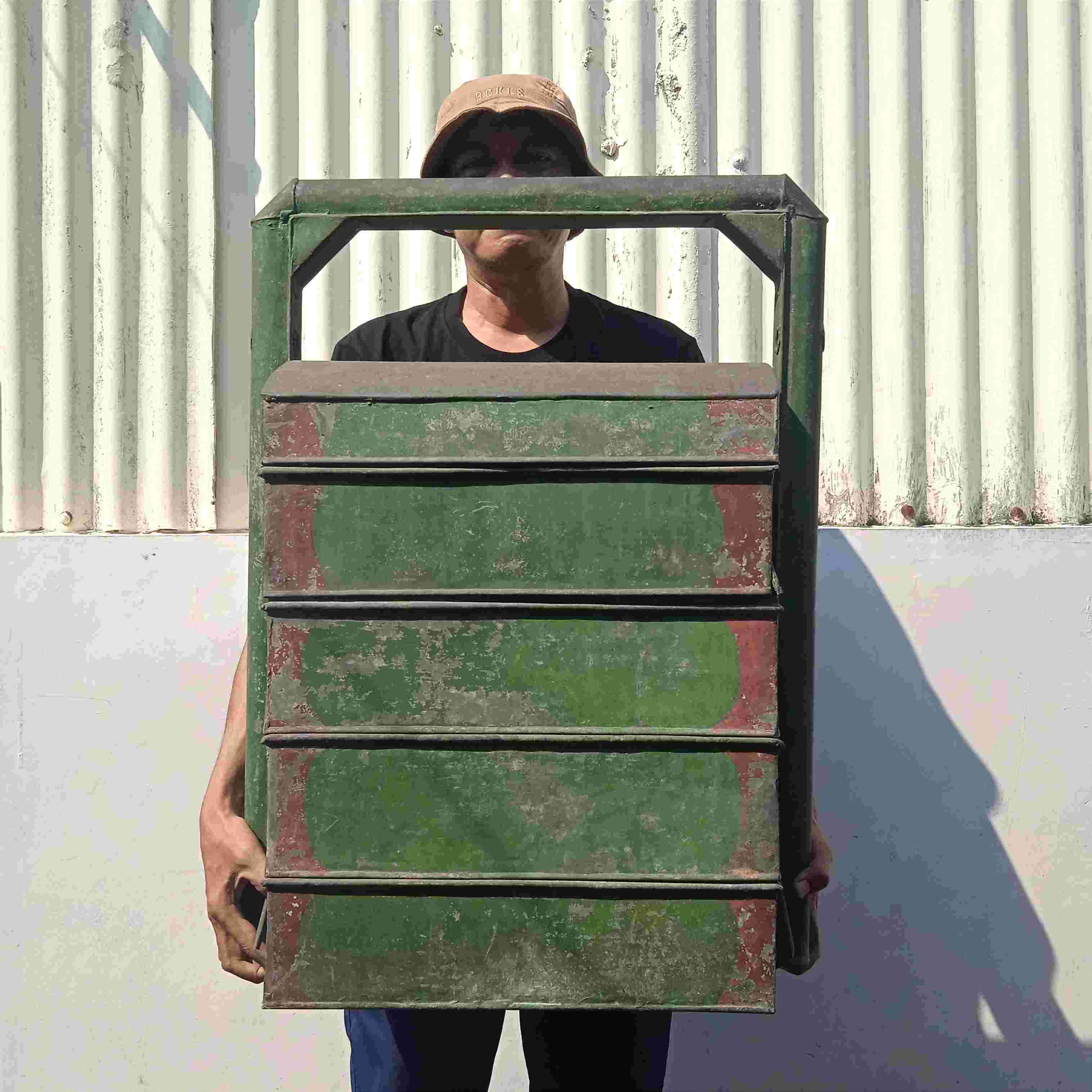 Antik Tenong Jinjing Peranakan Bahan Seng Tebal Warna Uk.Besar Tua