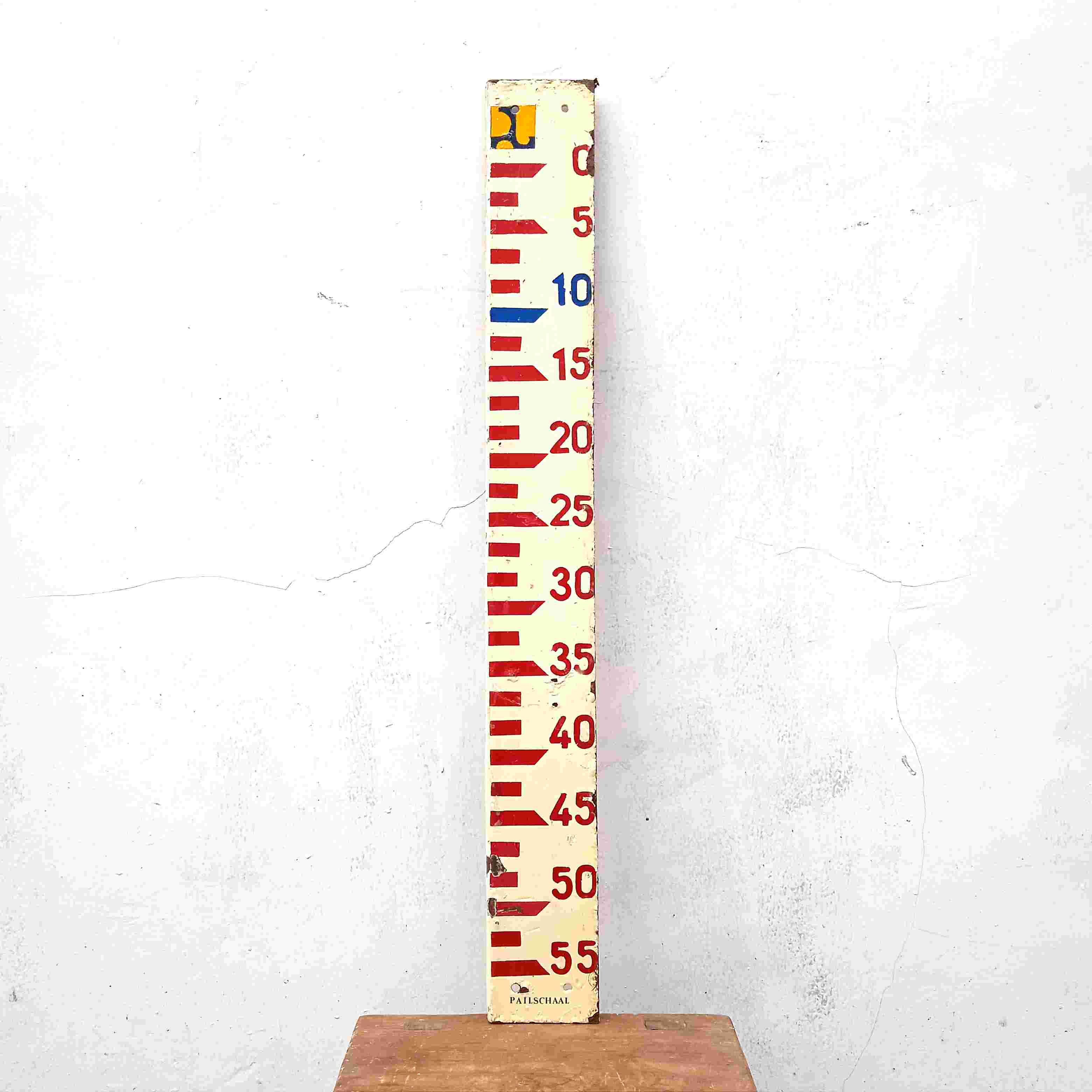 Antik Dekorasi Lama Alat Pengukur Air Lama Pailschaal Besi Tebal