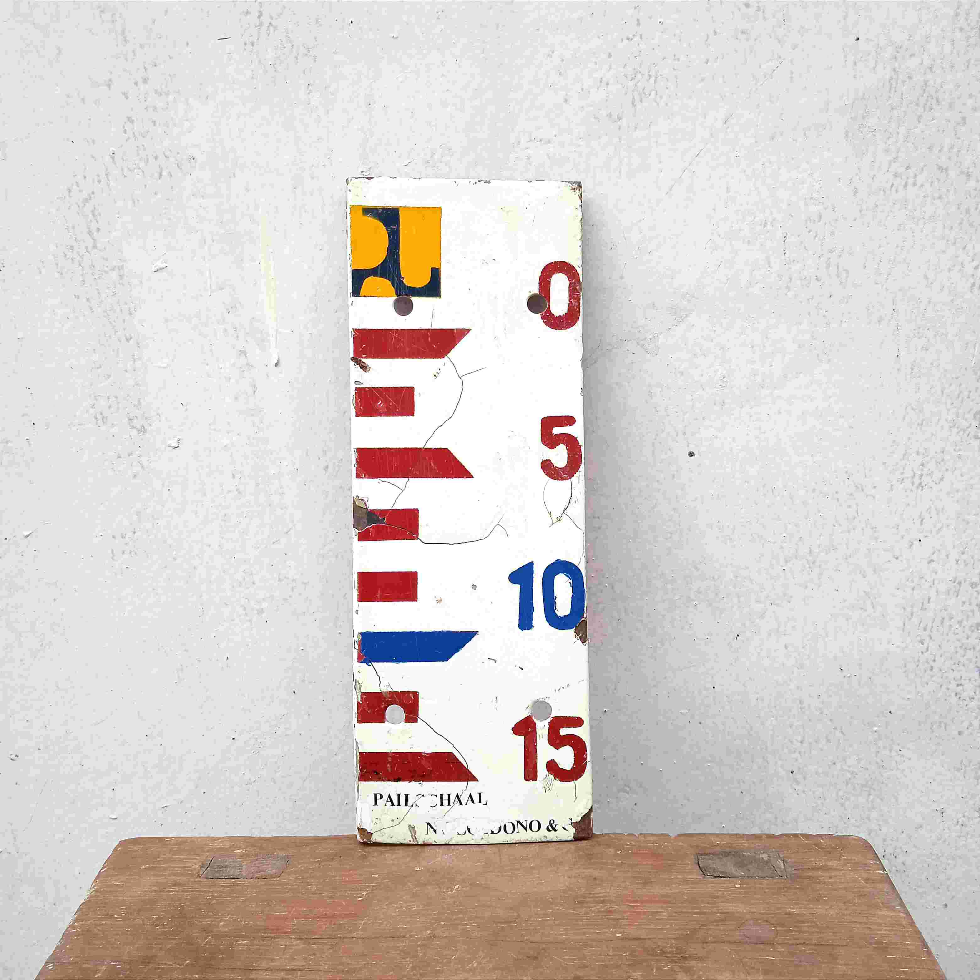 Antik Dekorasi Lama Alat Pengukur Air Paischaal NV.Soedono & Co Besi