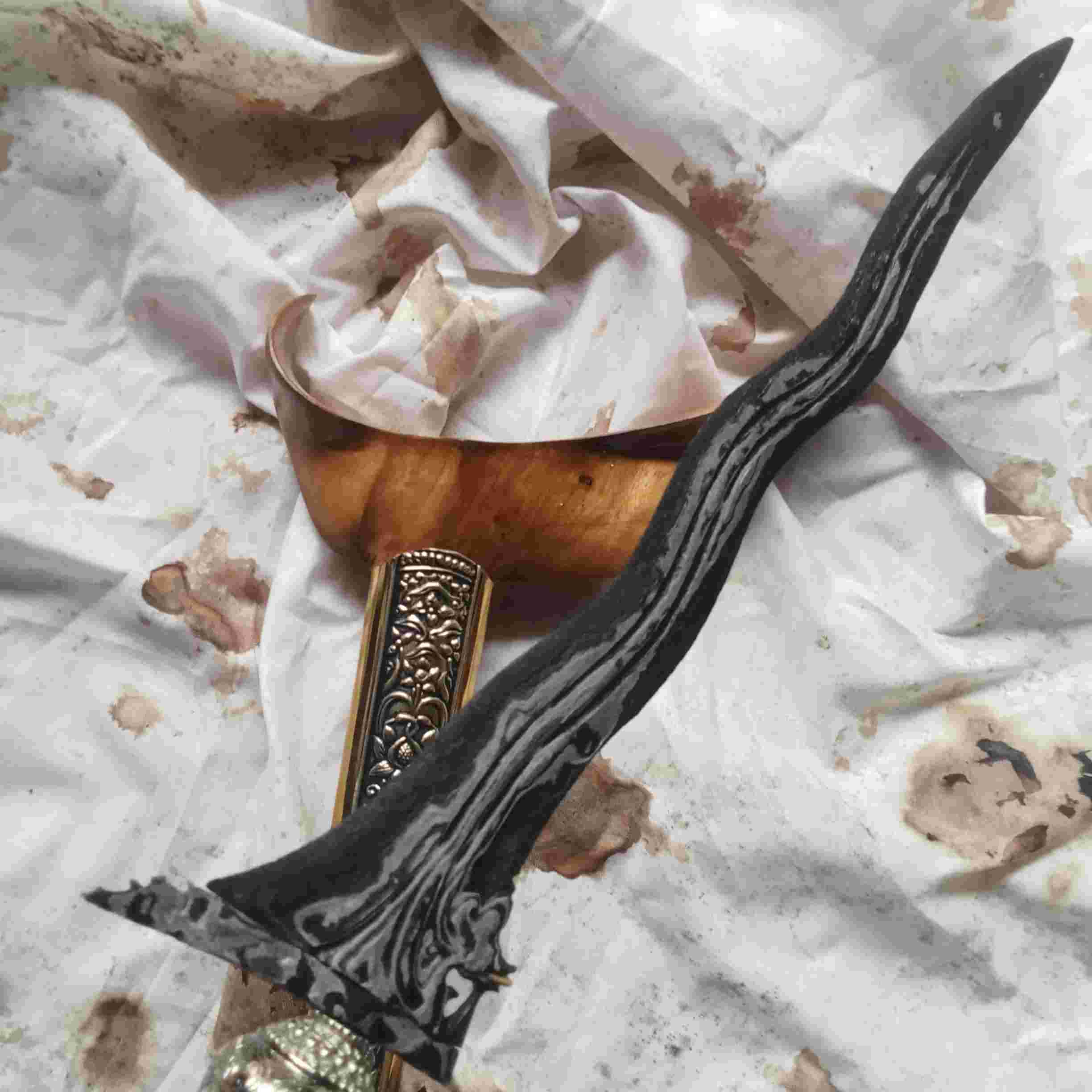 Keris Nogo Bumi Ngemut Emas Luk 5