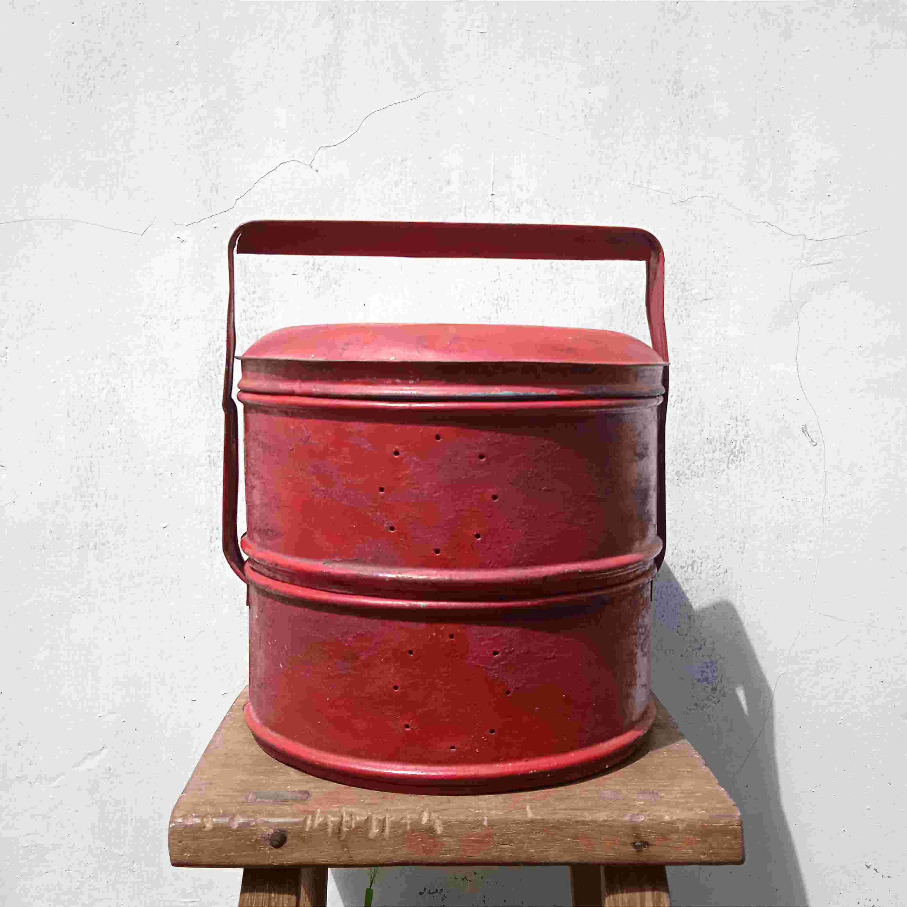 Antik Tenong Peranakan Dua Susun Uk.Kecil Logam Warna Merah Asli Tua