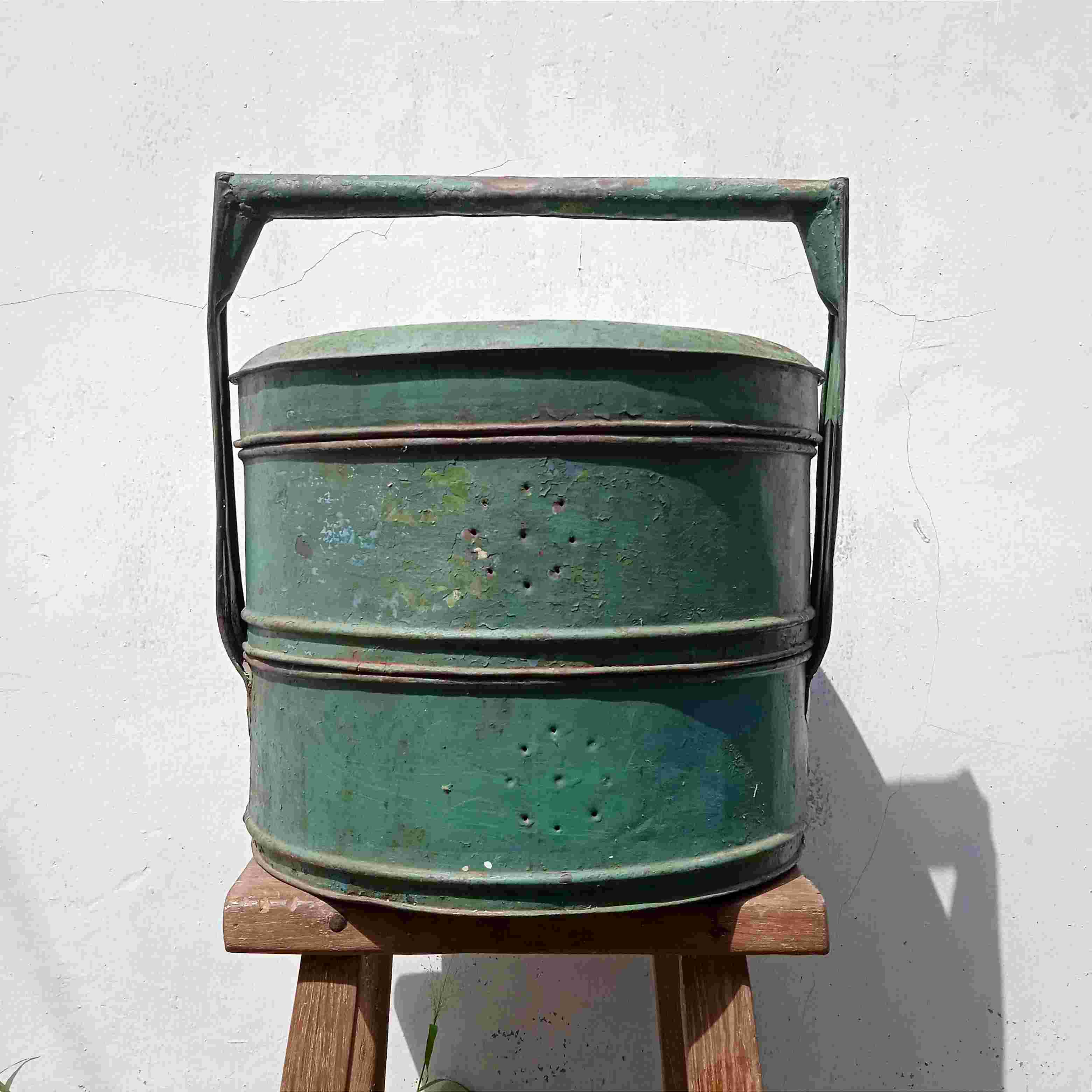 Antik Tenong Peranakan Susun Dua Bahan Logam Blenden Tebal Cat Asli