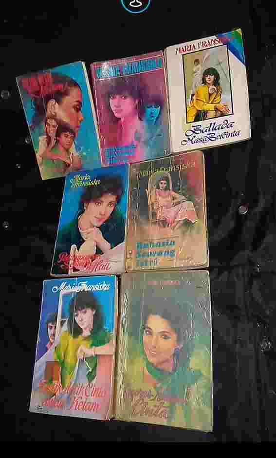 Koleksi 7 Pcs NOVEL MARIA FRANSISKA DI JUAL SATUAN - Penerbit SANJAYA- TEAM GROUP - Tahun 1980an