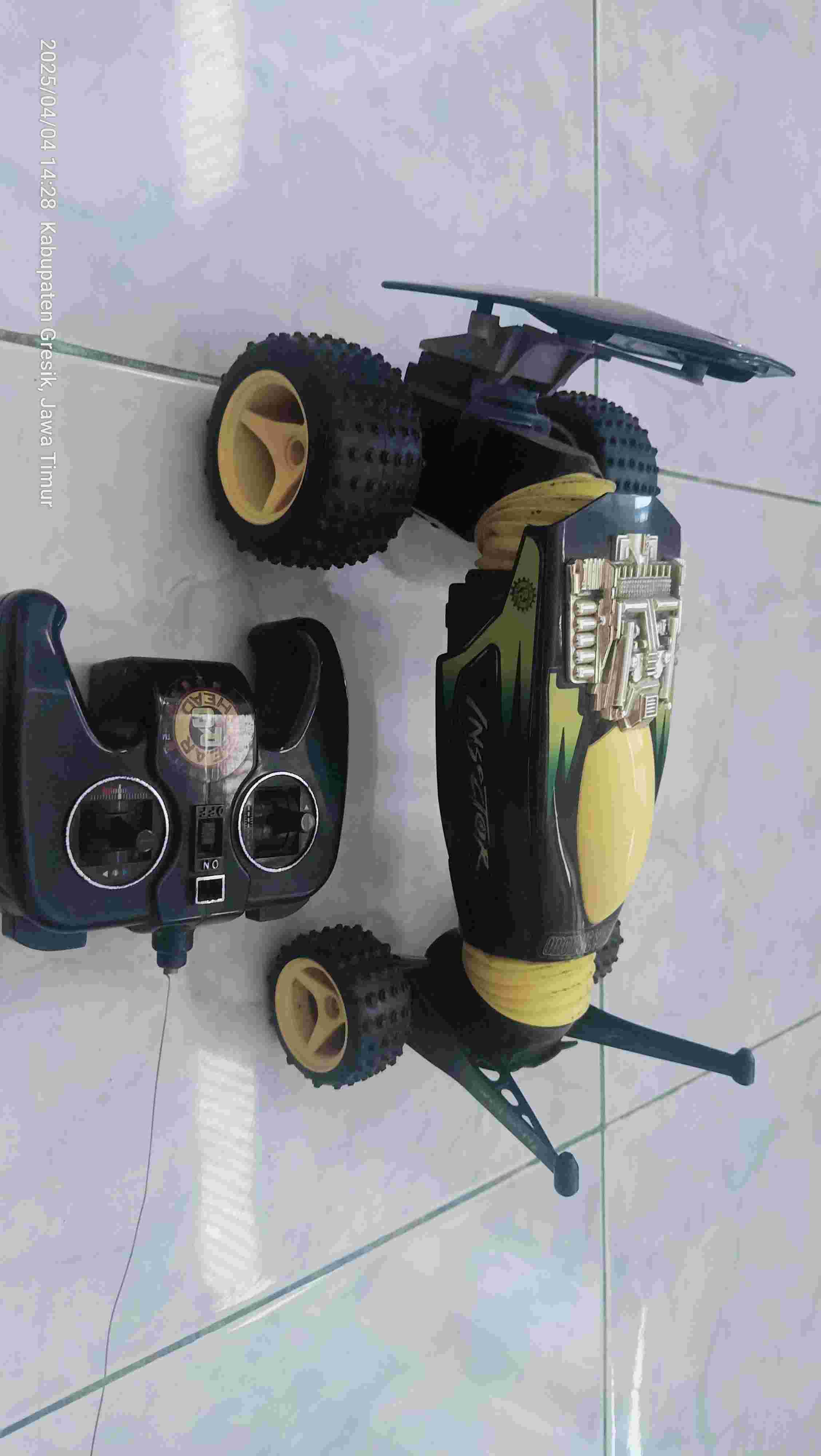 Mobil remote vintage Gear head RC insector