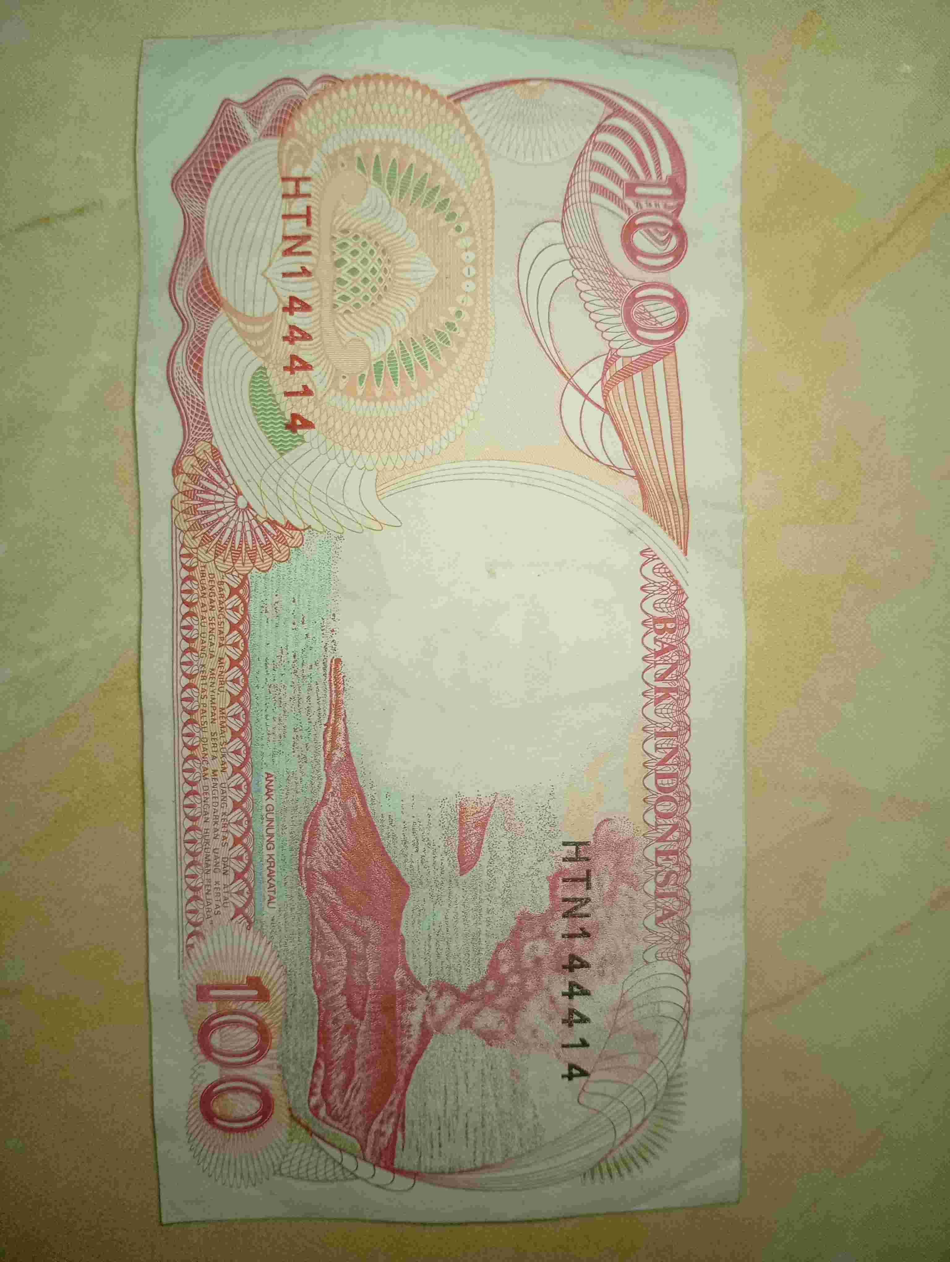 Uang Kertas 100 Rupiah Perahu Pinisi