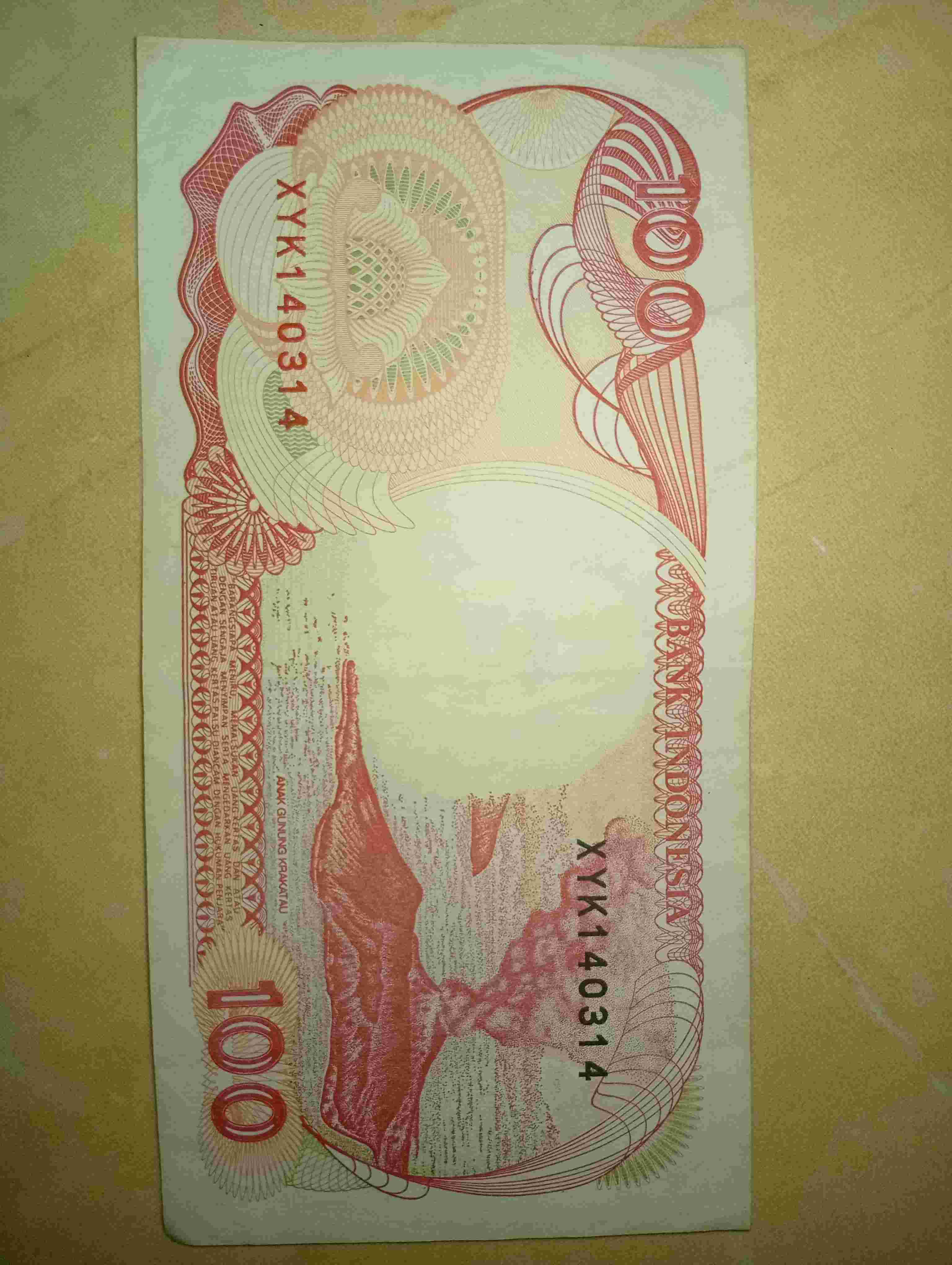 Uang Kertas 100 Rupiah Perahu Pinisi