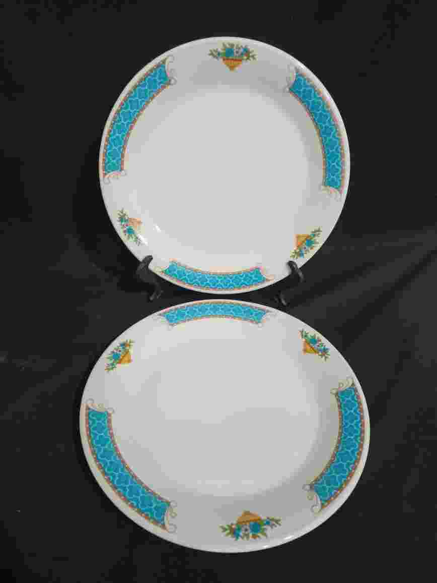 Piring jadul motif bunga keranjang biru