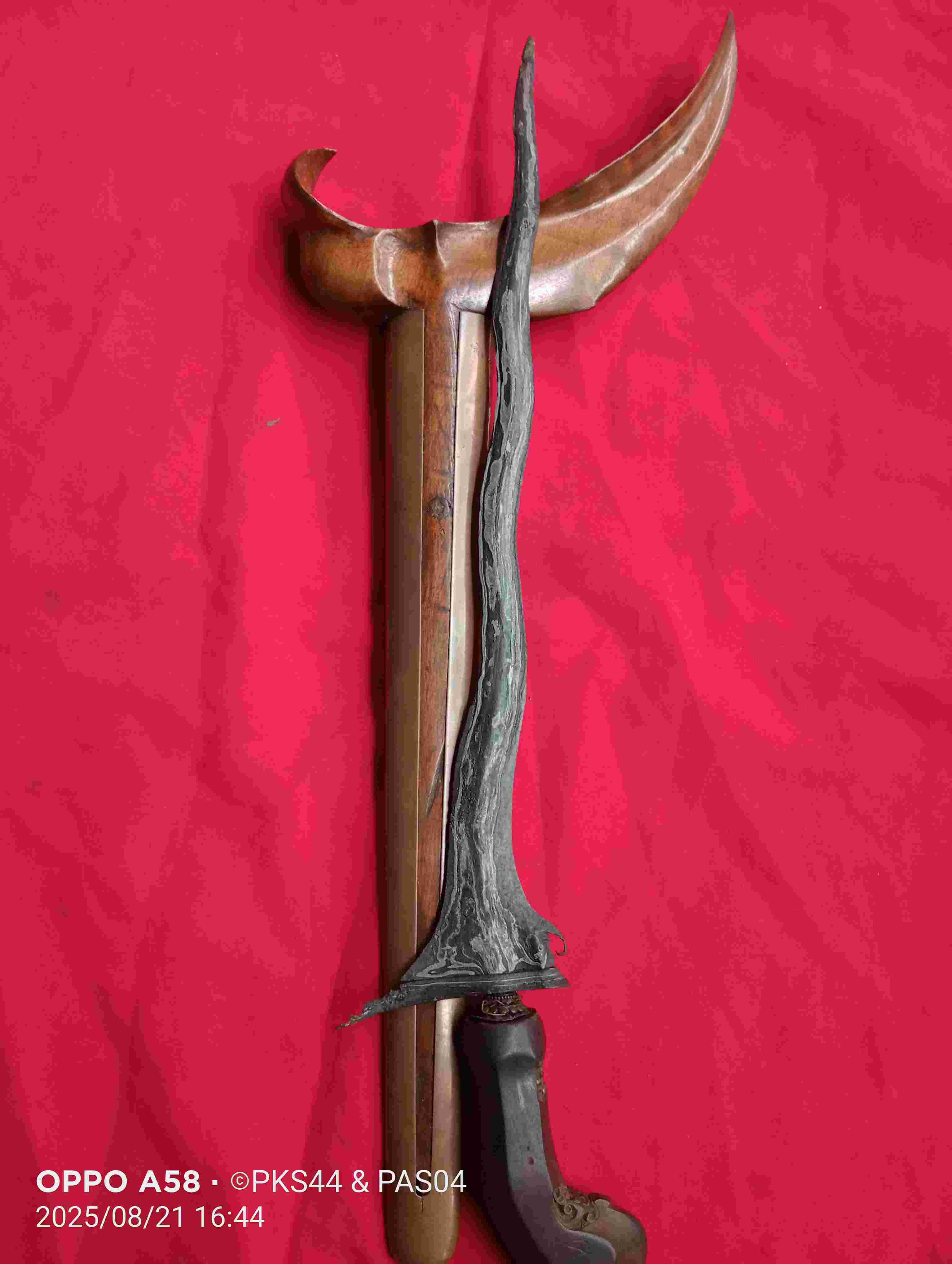 Keris Carubuk Luk 7 Pamor Gajah Gelar 